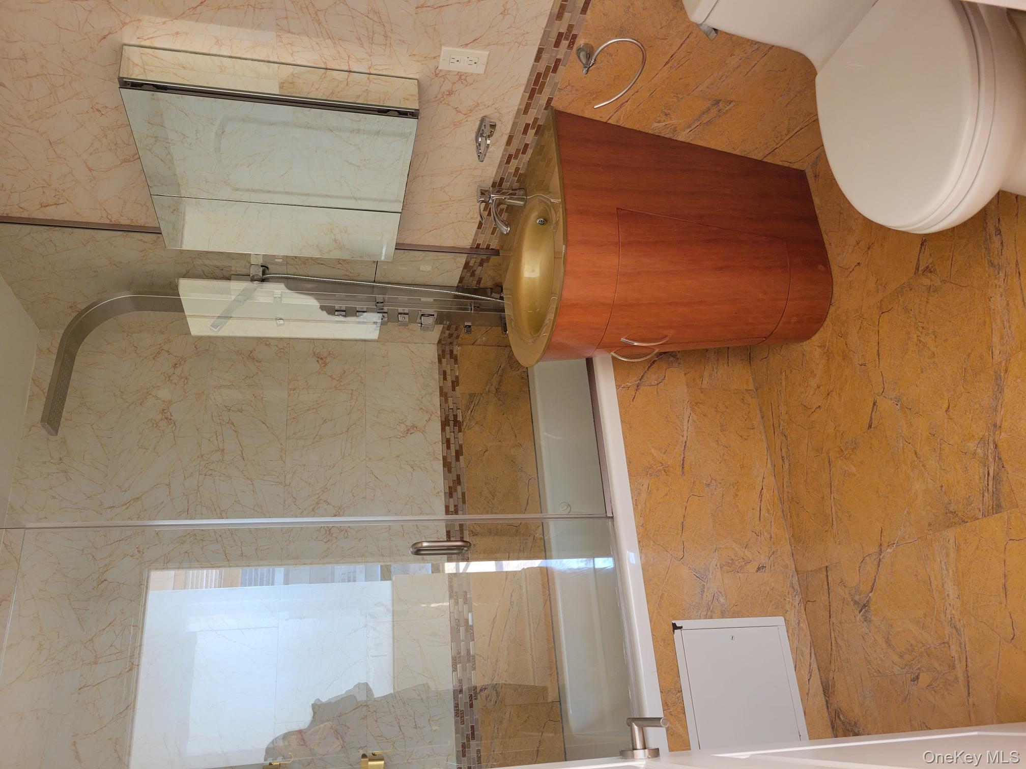 #4 photo, 63-36 99th Street, কুইন্‌স Rego Park , NY 11374