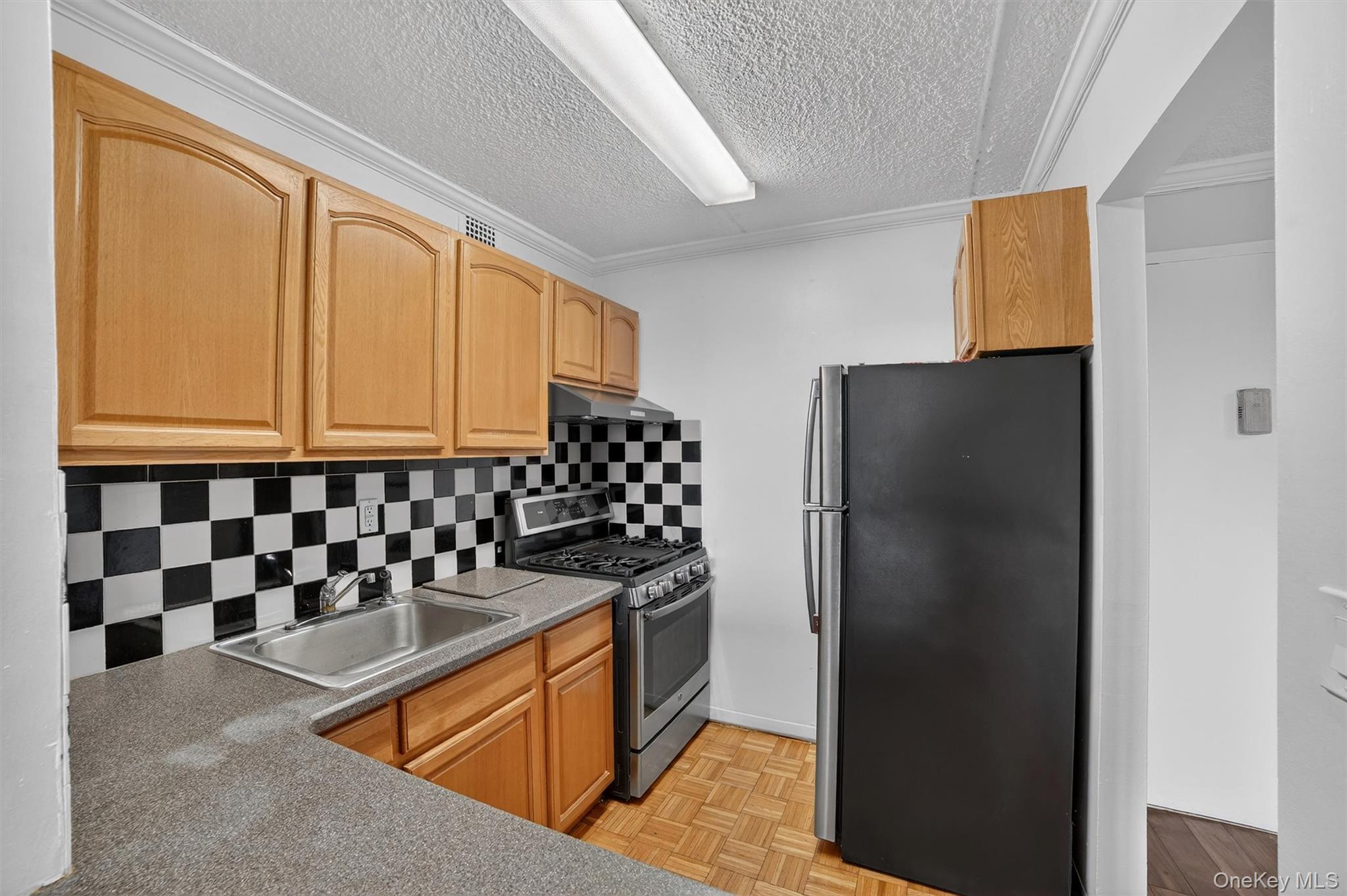 #12 photo, 145 Valentine Lane, Yonkers , NY 10705