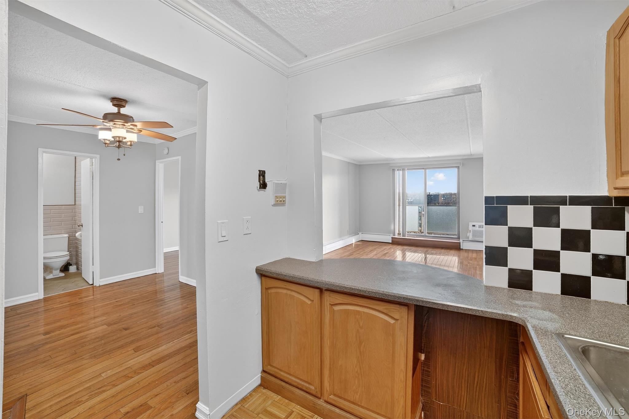 #13 photo, 145 Valentine Lane, Yonkers , NY 10705