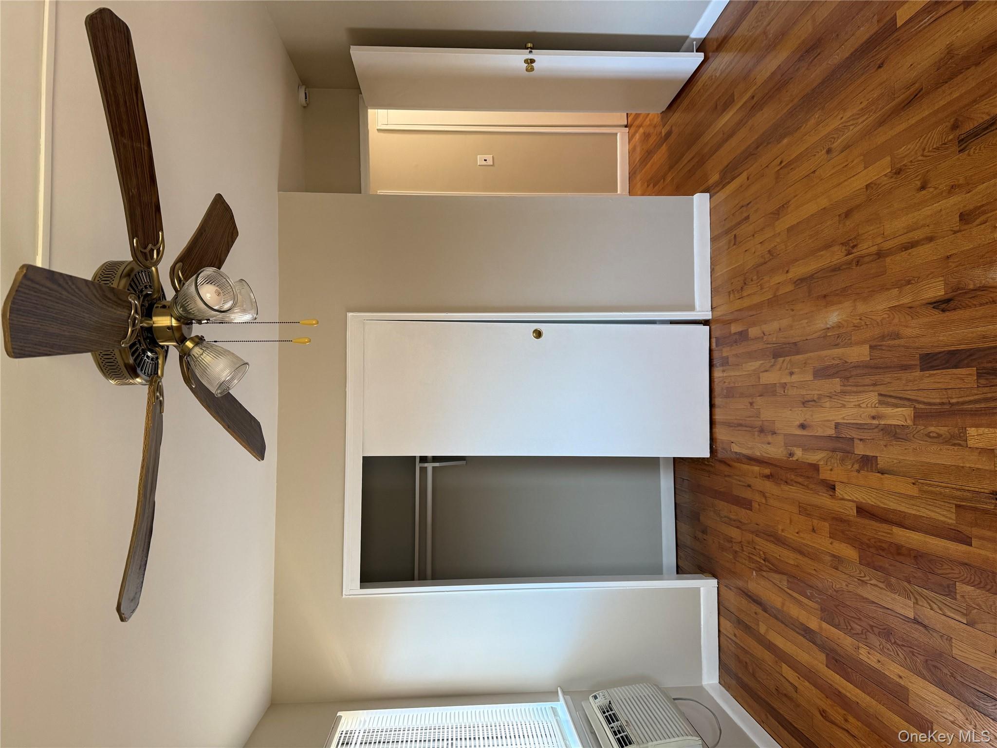 #8 photo, 810 Blooming Grove Turnpike, New Windsor , NY 12553