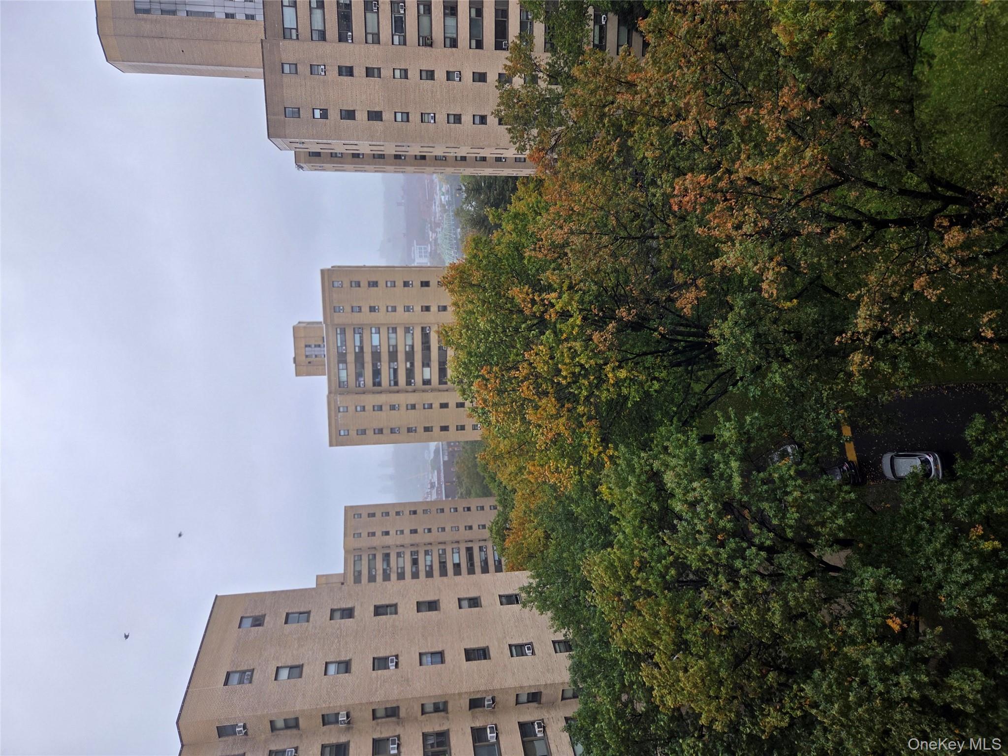 #5 photo, 5 Fordham Hill Oval, Bronx , NY 10468