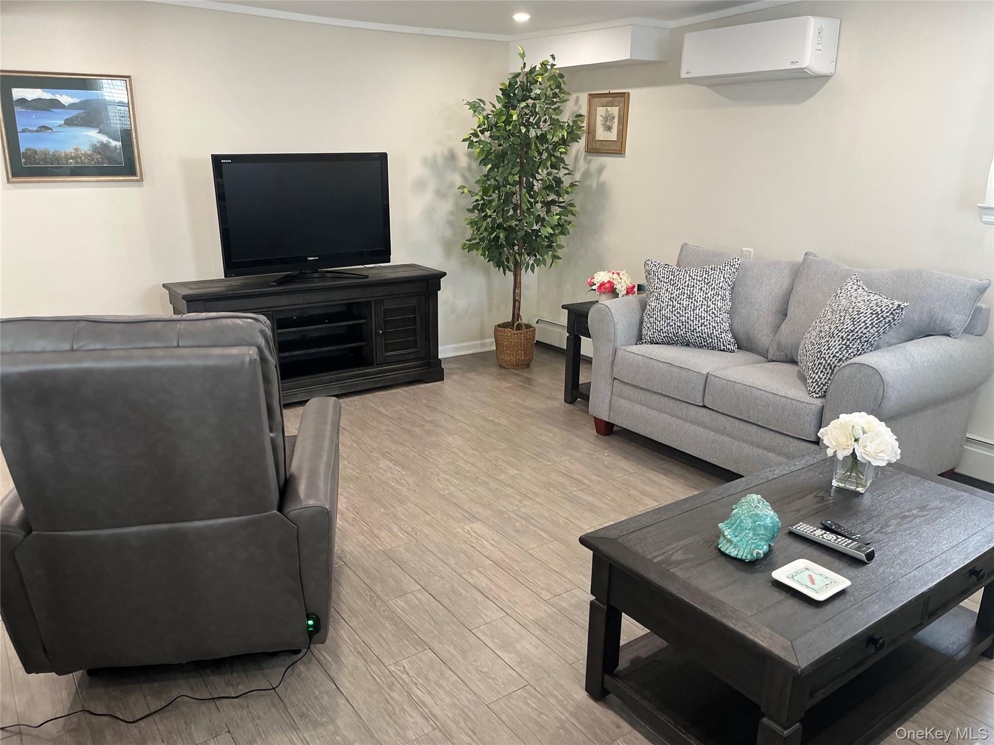 #1 photo, 321 W Walnut Street, Long Beach , NY 11561