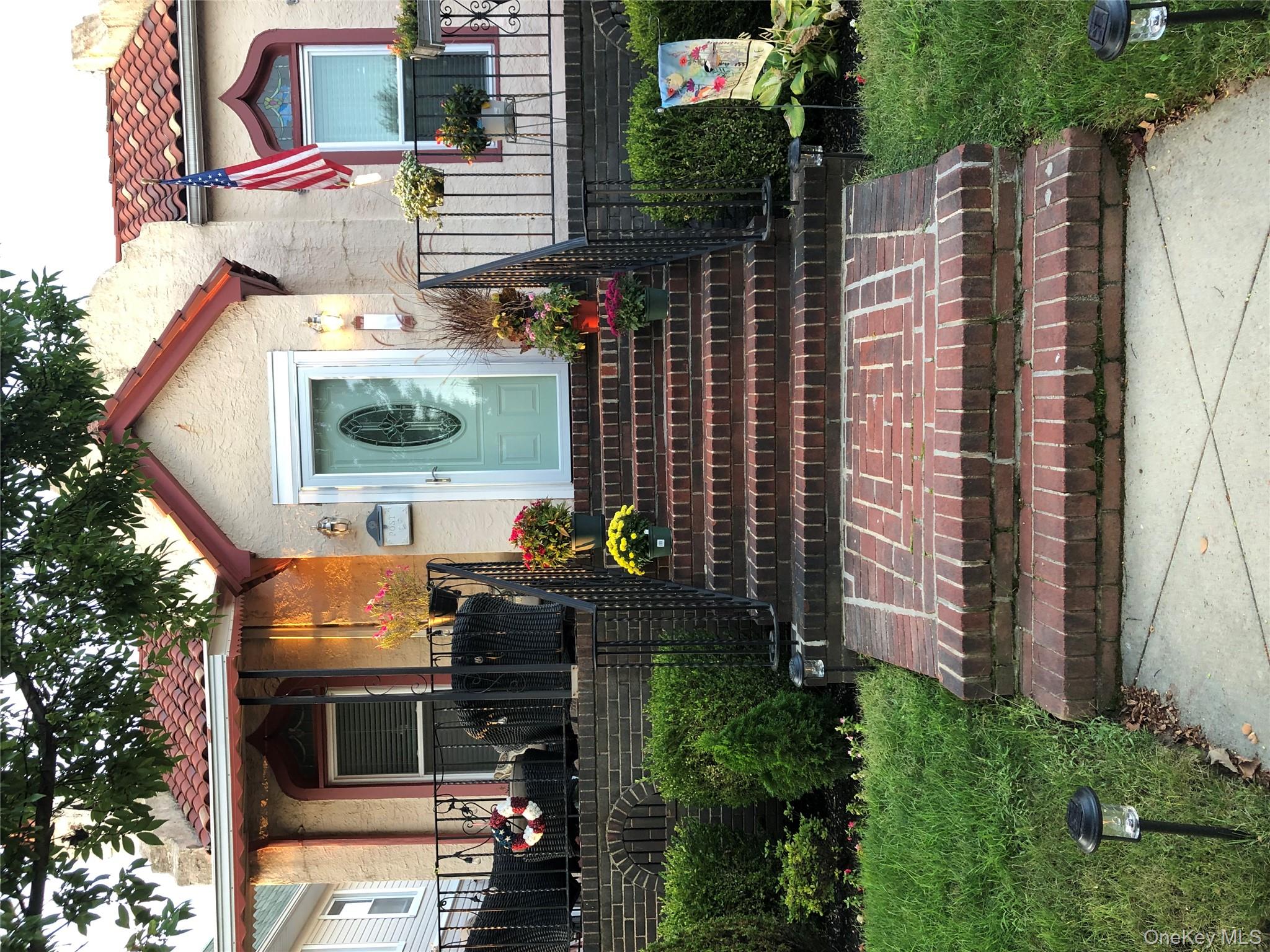 #13 photo, 321 W Walnut Street, Long Beach , NY 11561