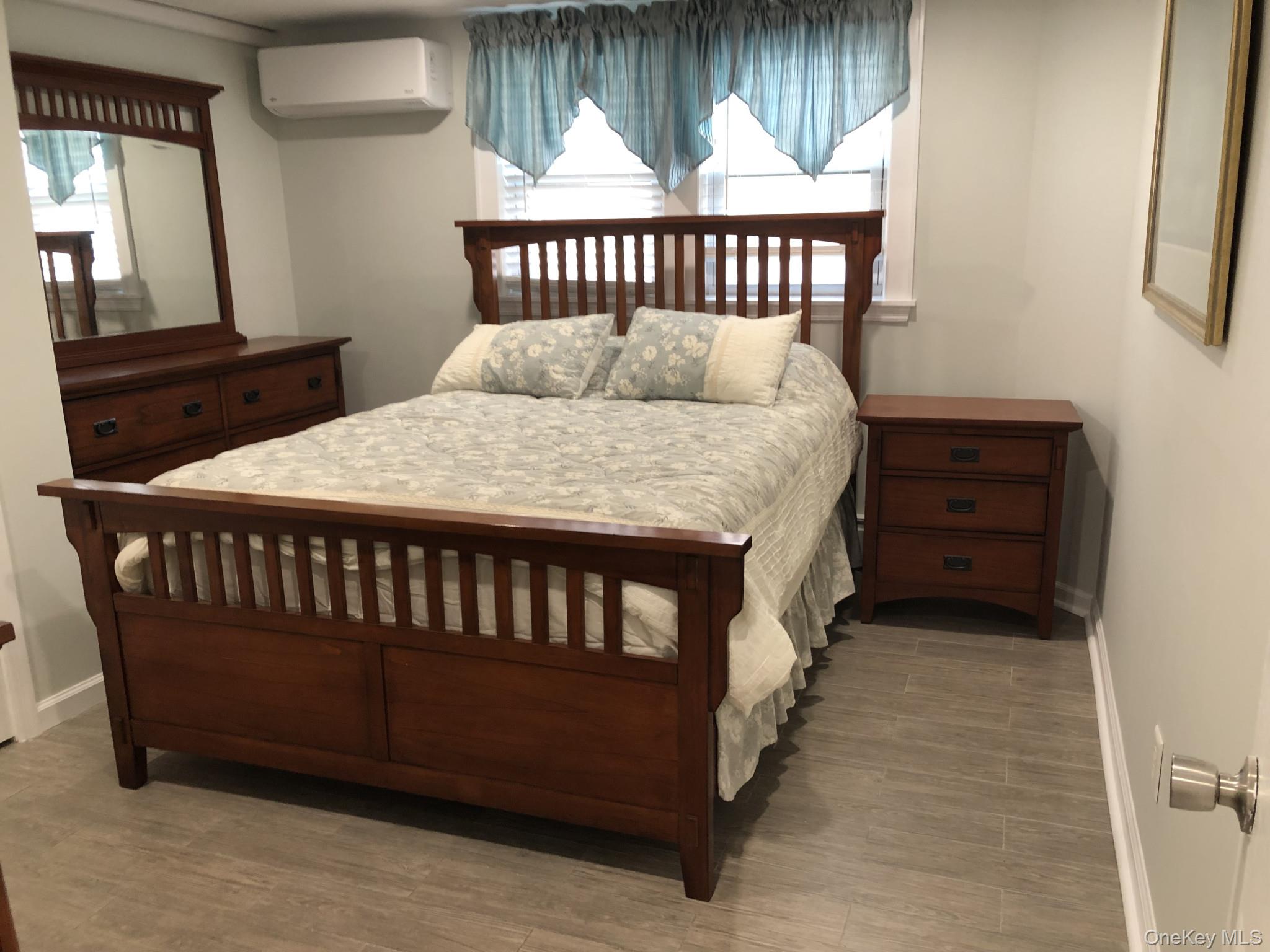 #9 photo, 321 W Walnut Street, Long Beach , NY 11561