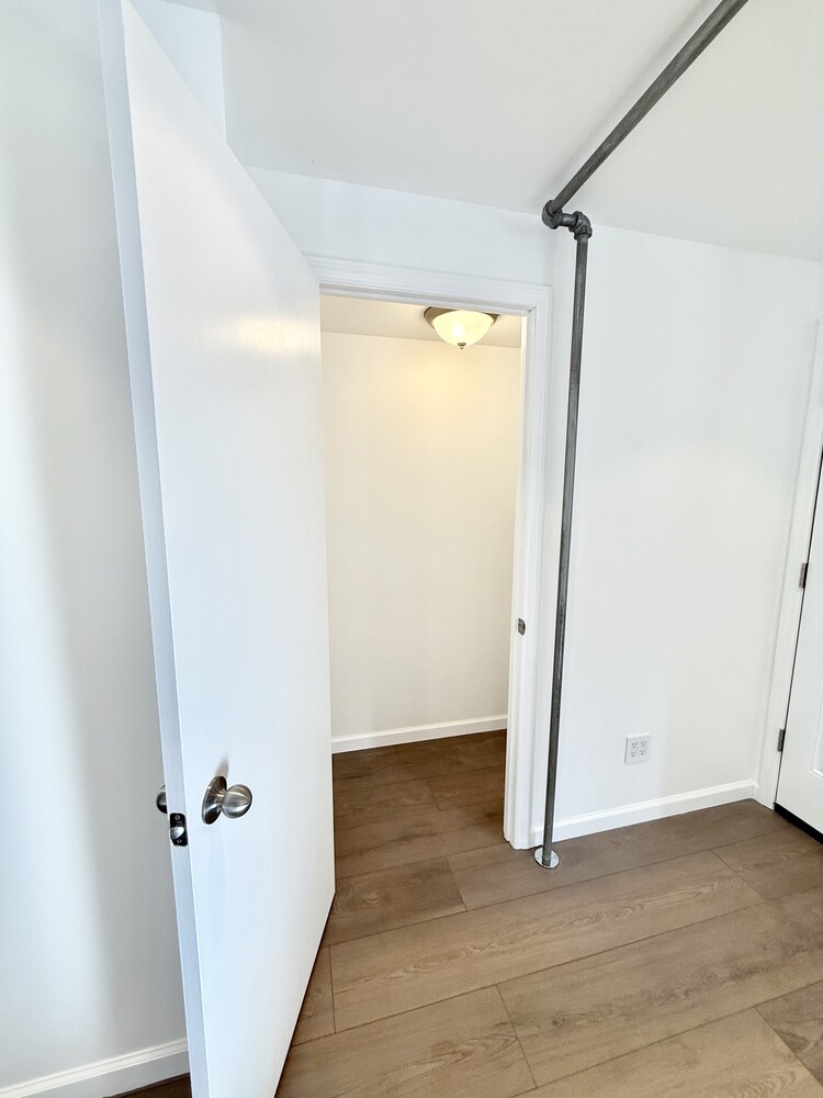 #12 photo, Brooklyn, ব্রুকলিন Cobble Hill , NY 11231