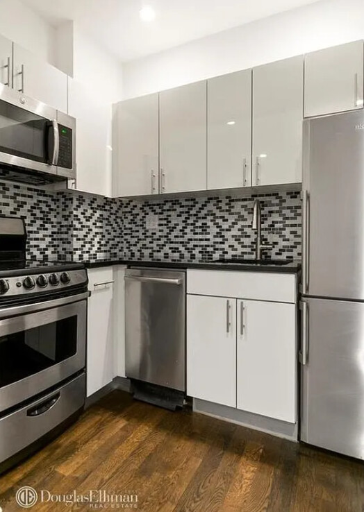 #3 photo, 245 E 39TH Street, ম্যানহাটন Murray Hill , NY 10016