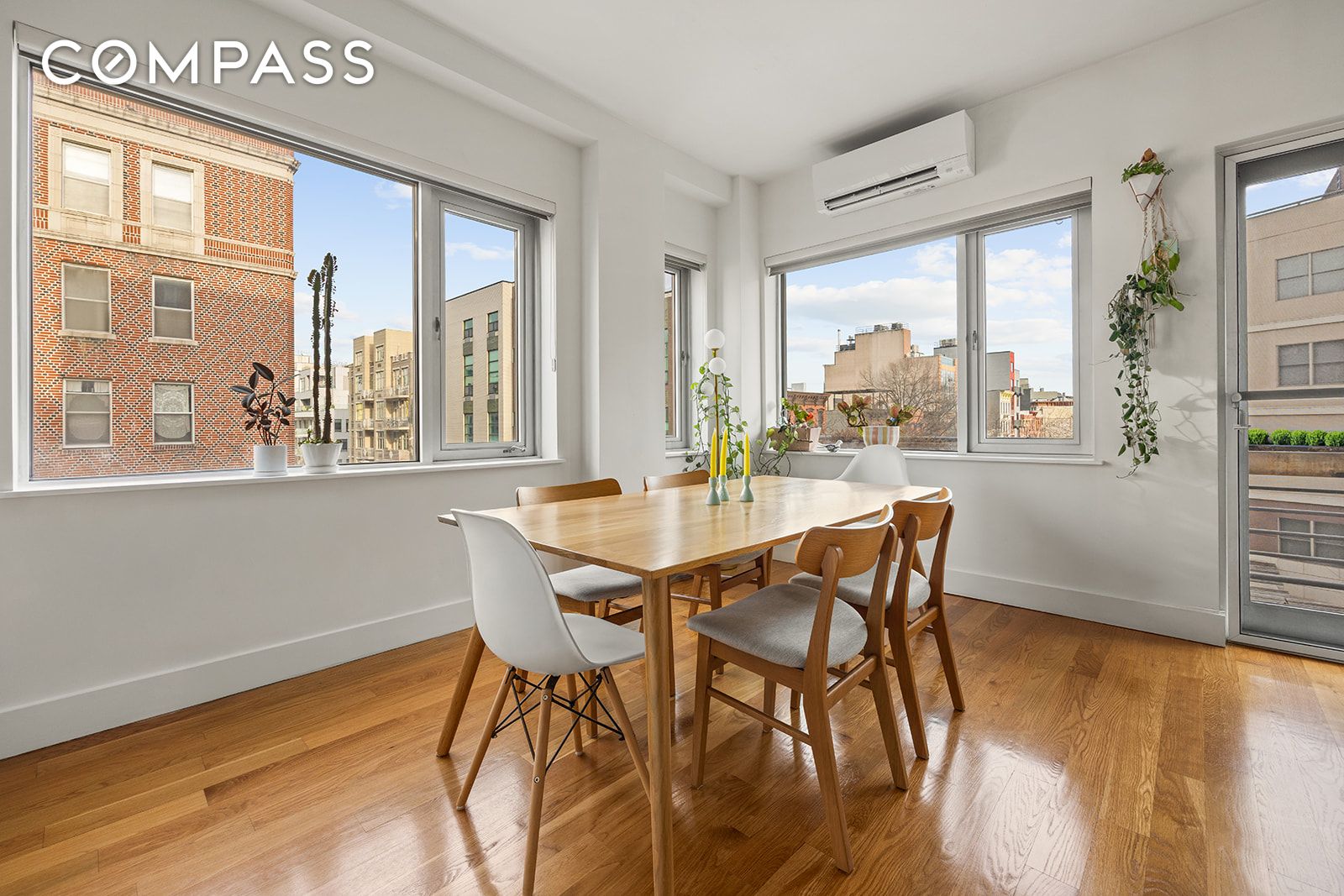 #5 photo, 432 Grand Street, ব্রুকলিন Williamsburg , NY 11211