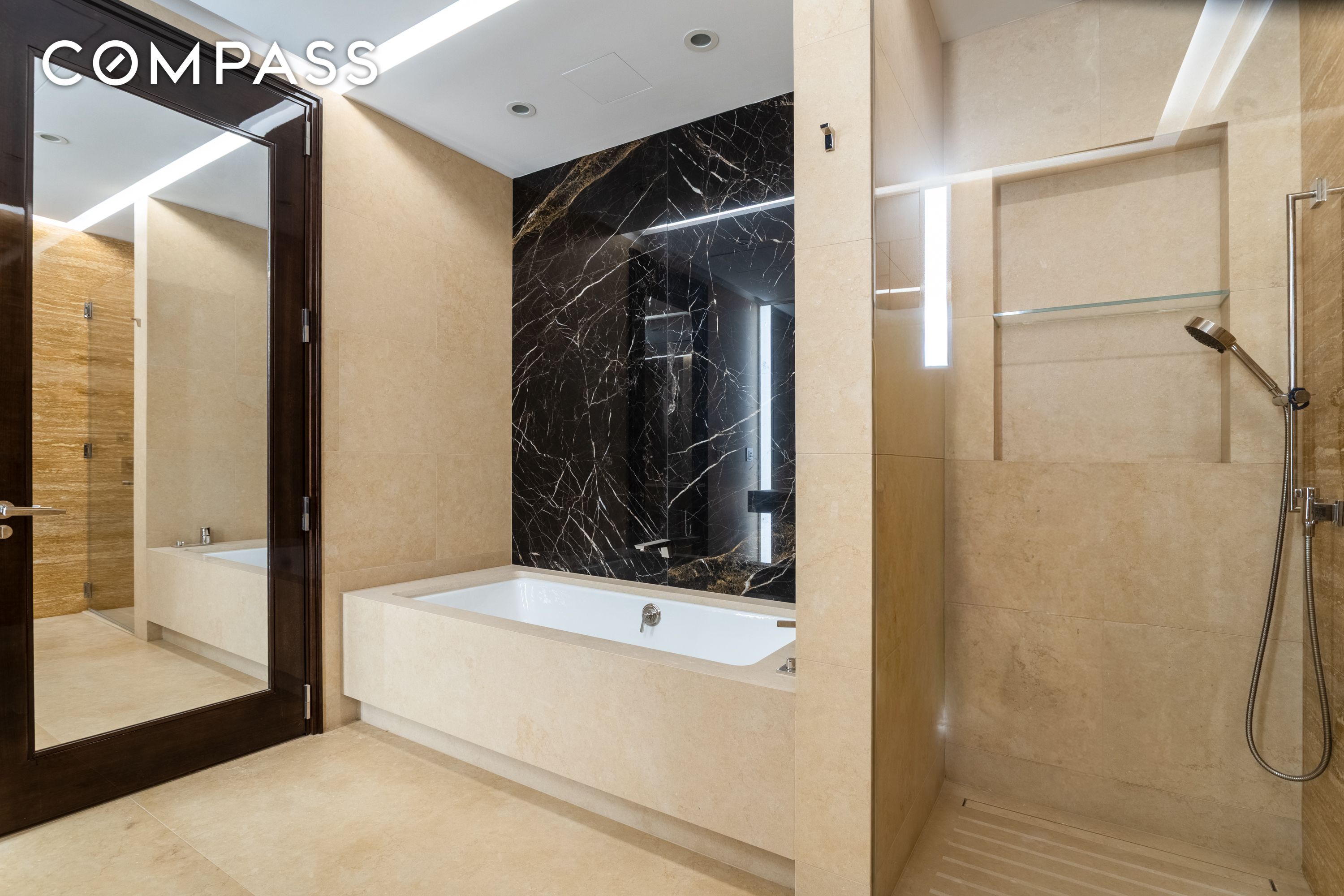 #9 photo, New York City, Midtown , NY 10019