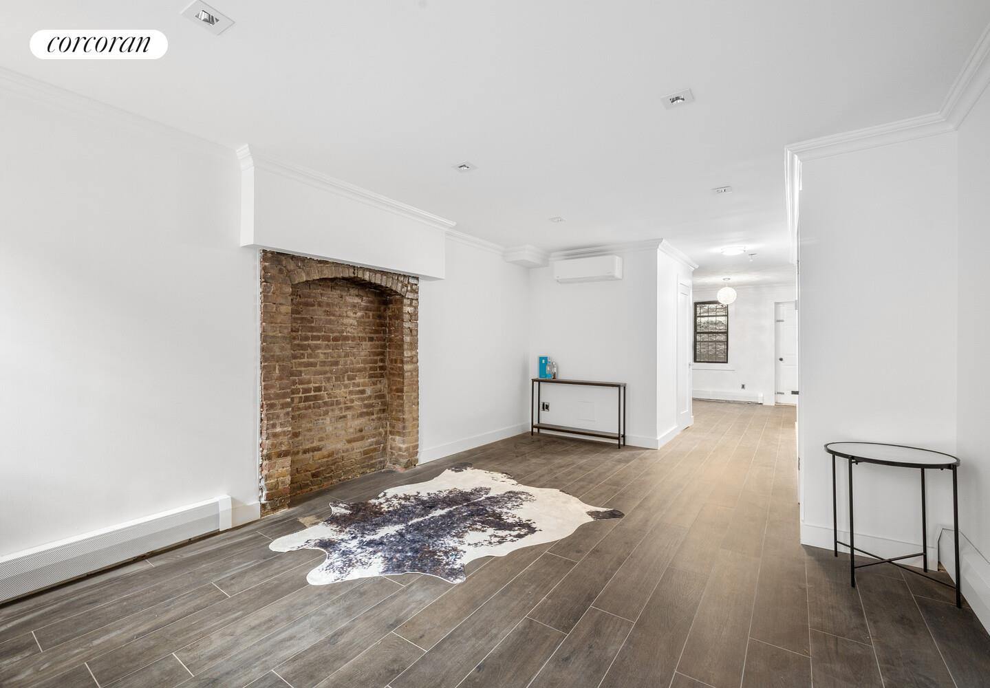 #16 photo, New York City, Manhattan Valley , NY 10025