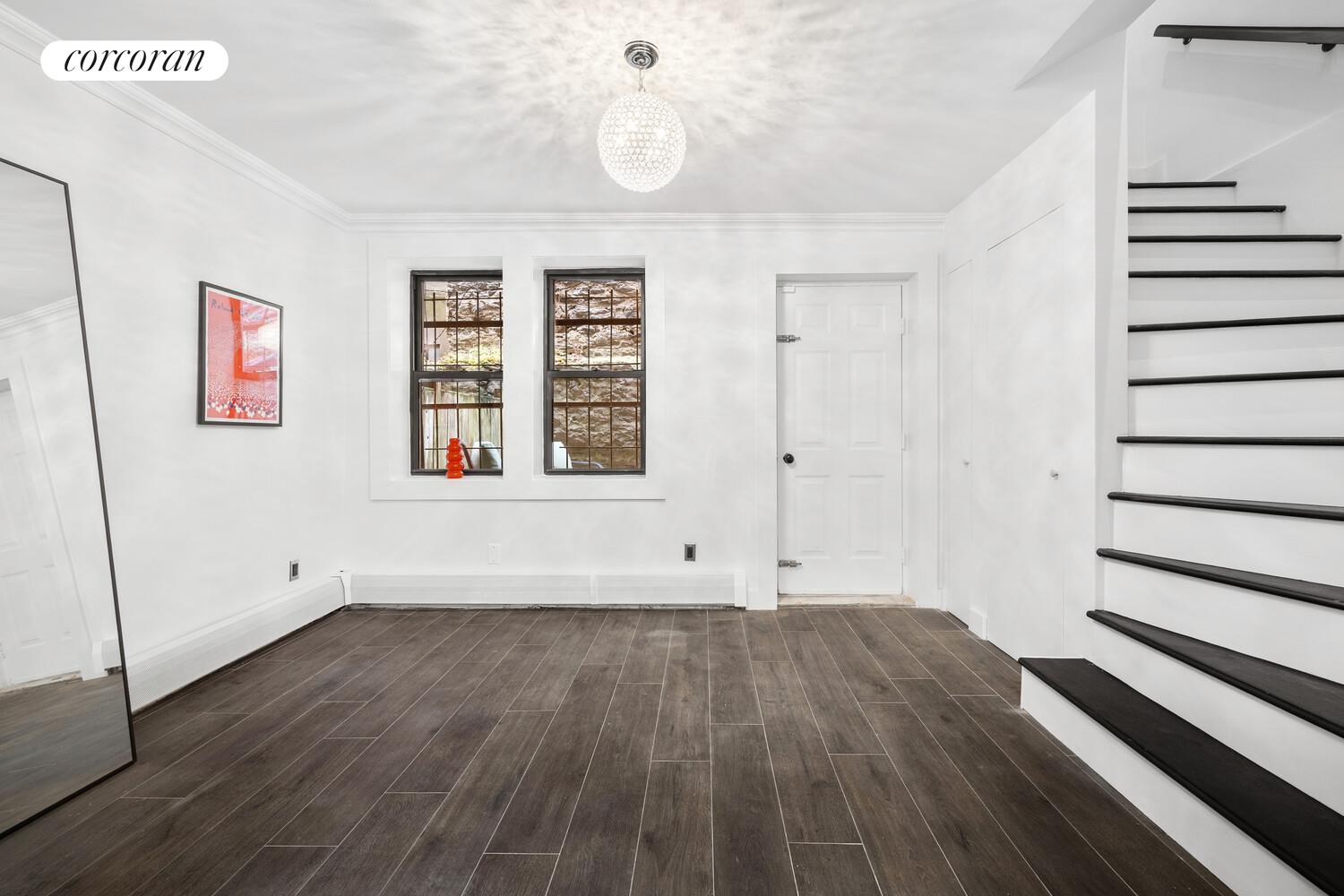 #17 photo, New York City, Manhattan Valley , NY 10025