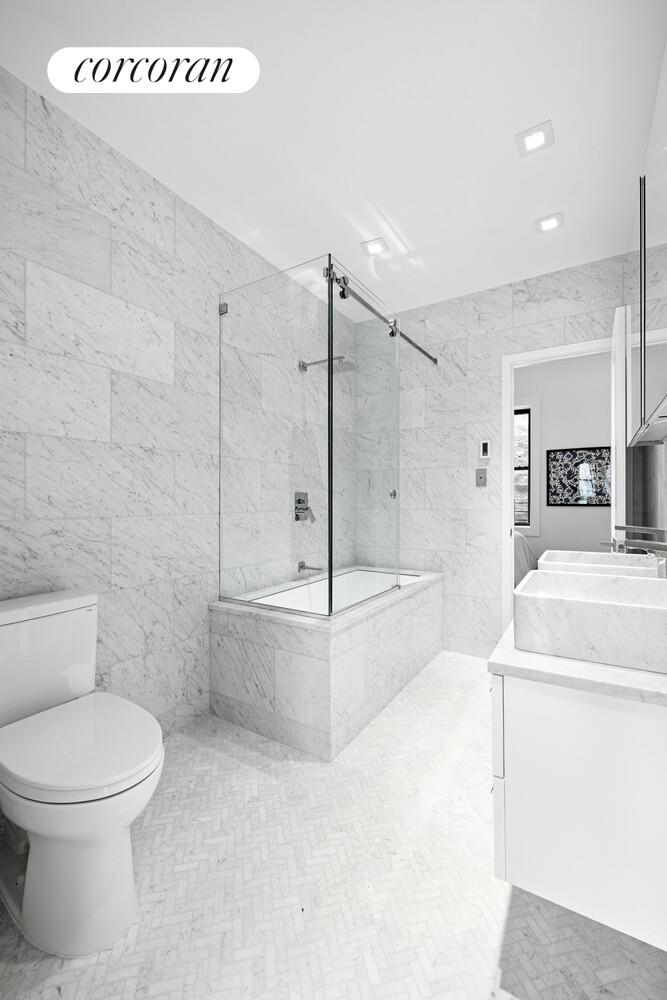 #7 photo, New York City, Manhattan Valley , NY 10025