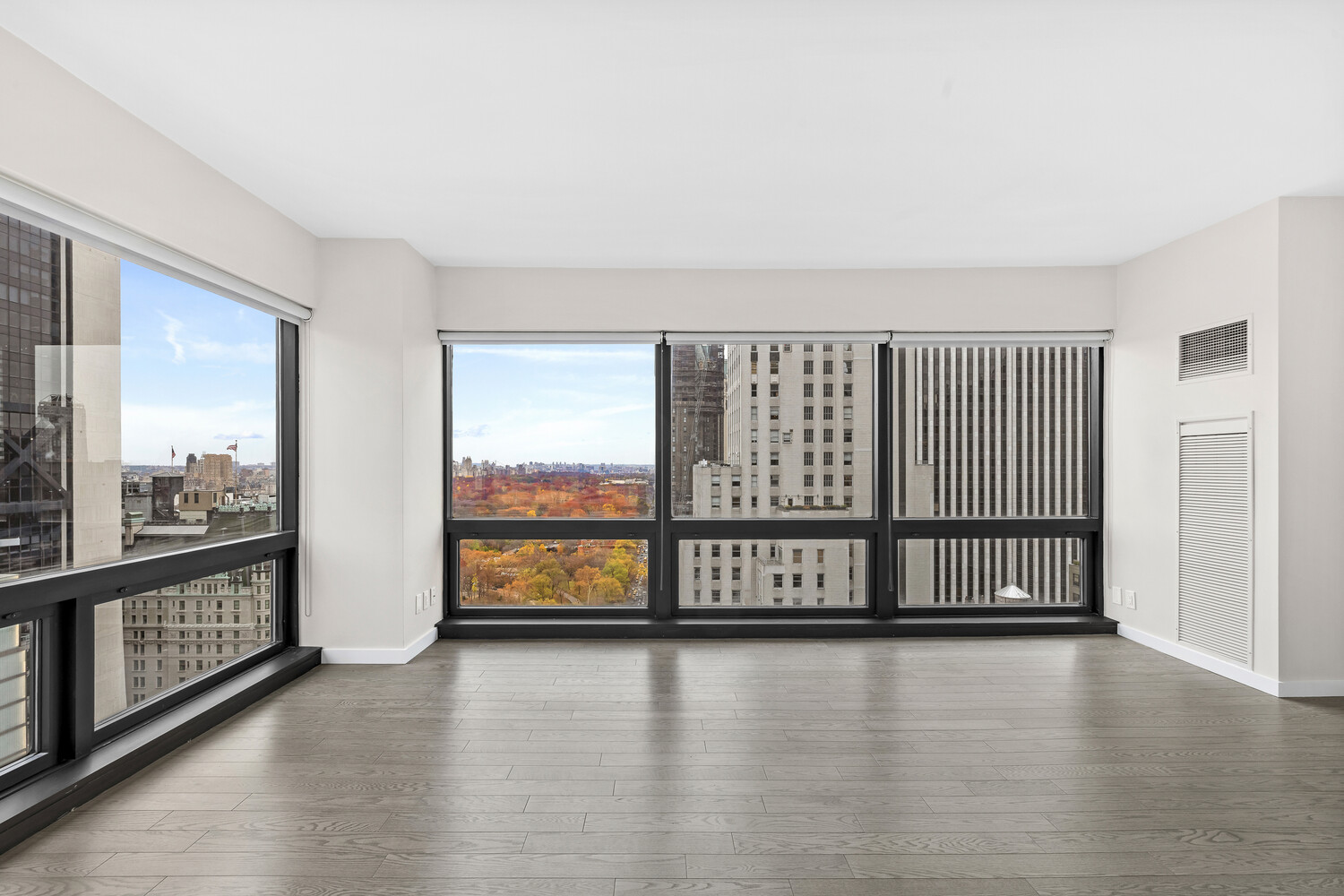 #14 photo, 721 5TH Avenue, Midtown East , NY 10022