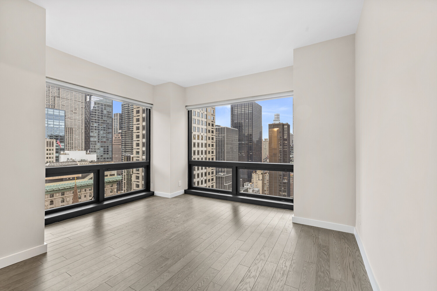 #20 photo, 721 5TH Avenue, Midtown East , NY 10022