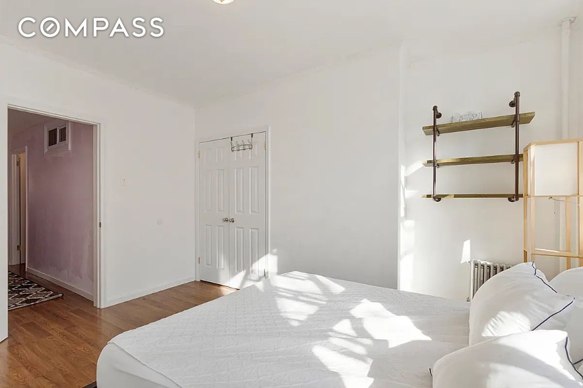 #4 photo, Long Island City, Long Island City , NY 11101