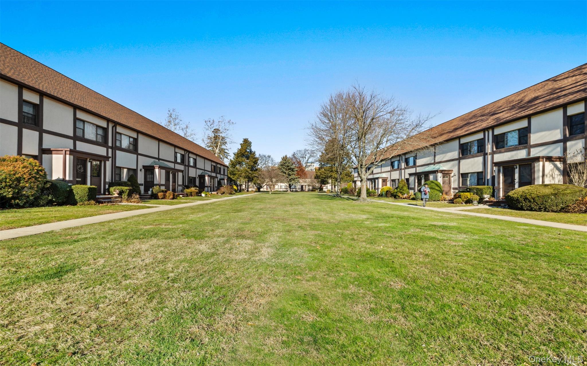 #2 photo, 113 15th Street, Garden City , NY 11530