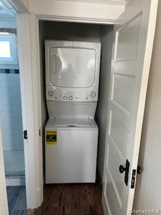 #6 photo, 86 Rollstone Avenue, West Sayville , NY 11796