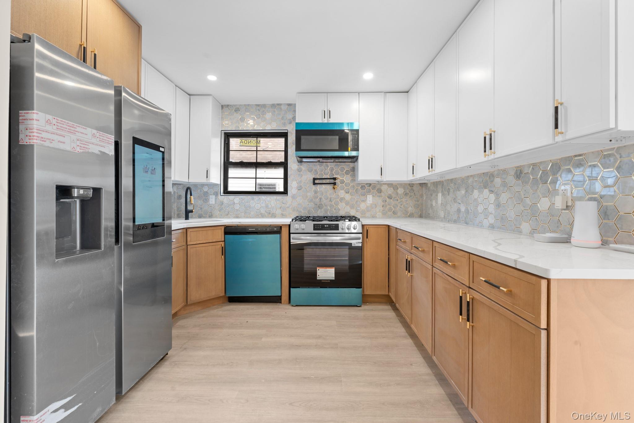 #4 photo, 24917 147th Road, Rosedale , NY 11422