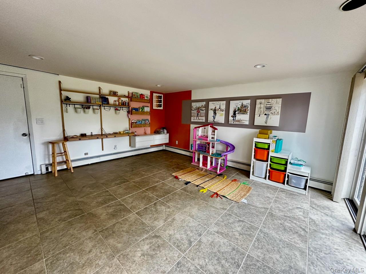 #10 photo, 26 Canterbury Road, Woodbury , NY 11797