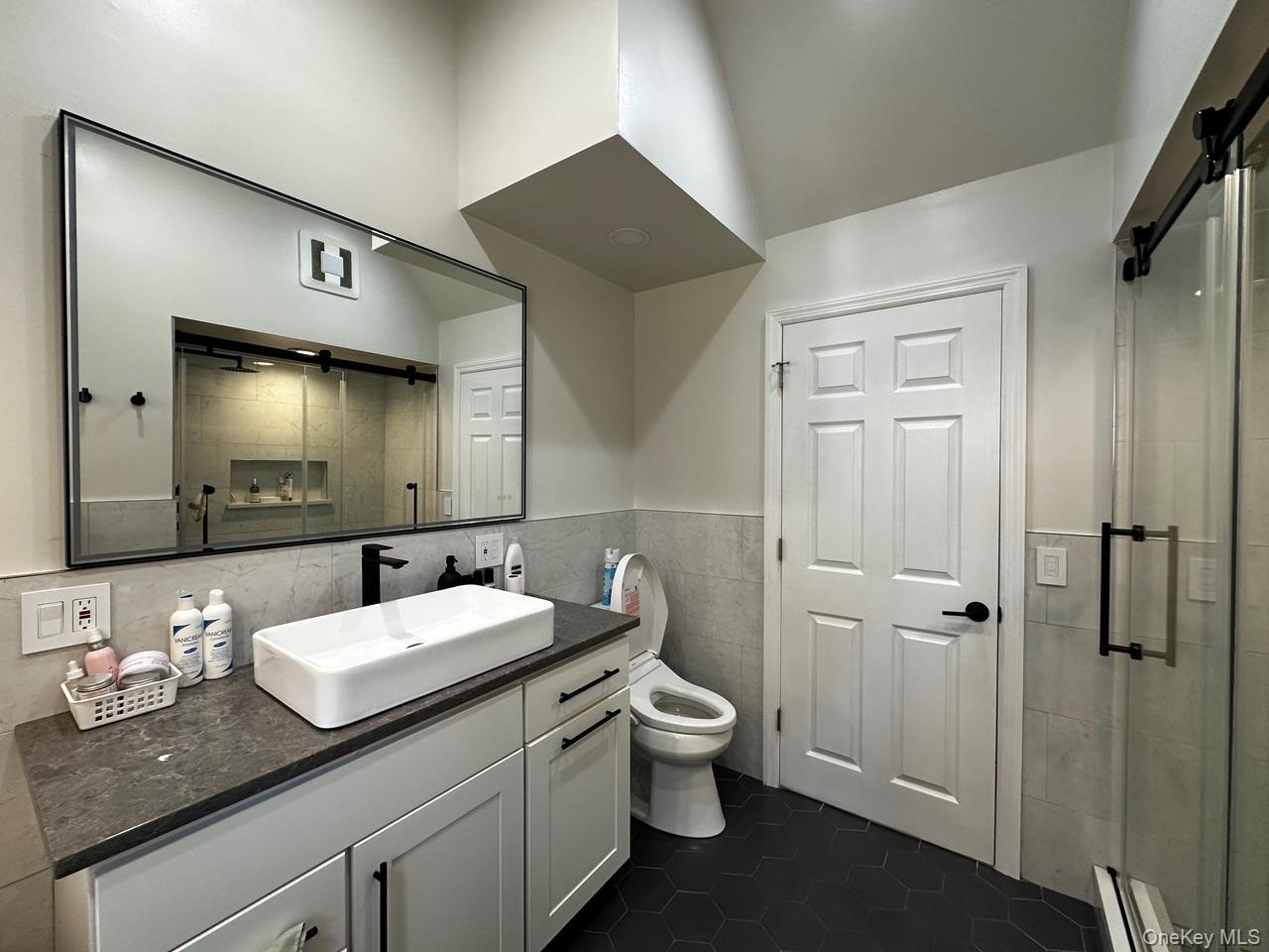 #8 photo, 26 Canterbury Road, Woodbury , NY 11797