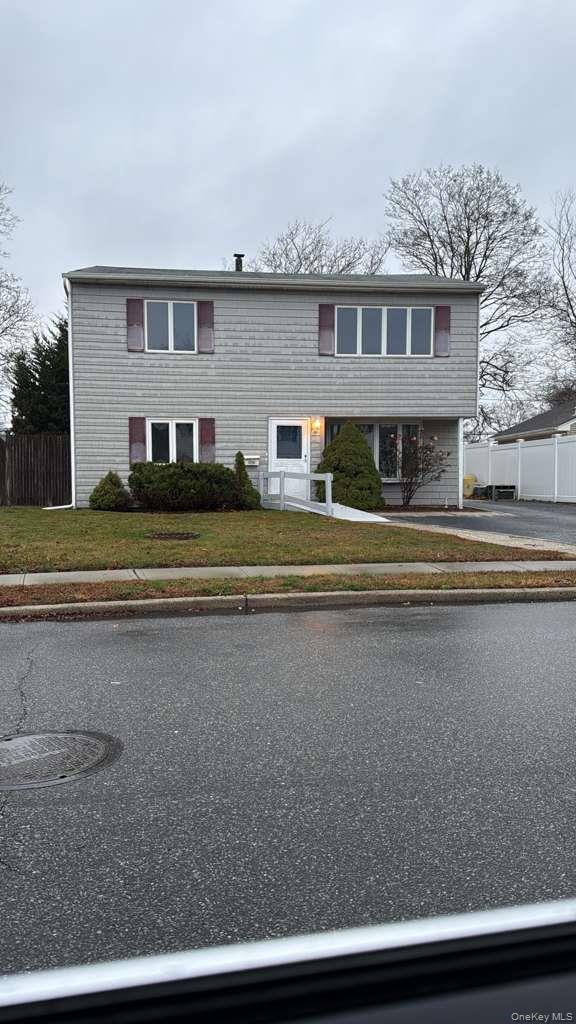 #2 photo, 4218 Florence Road, Bethpage , NY 11714