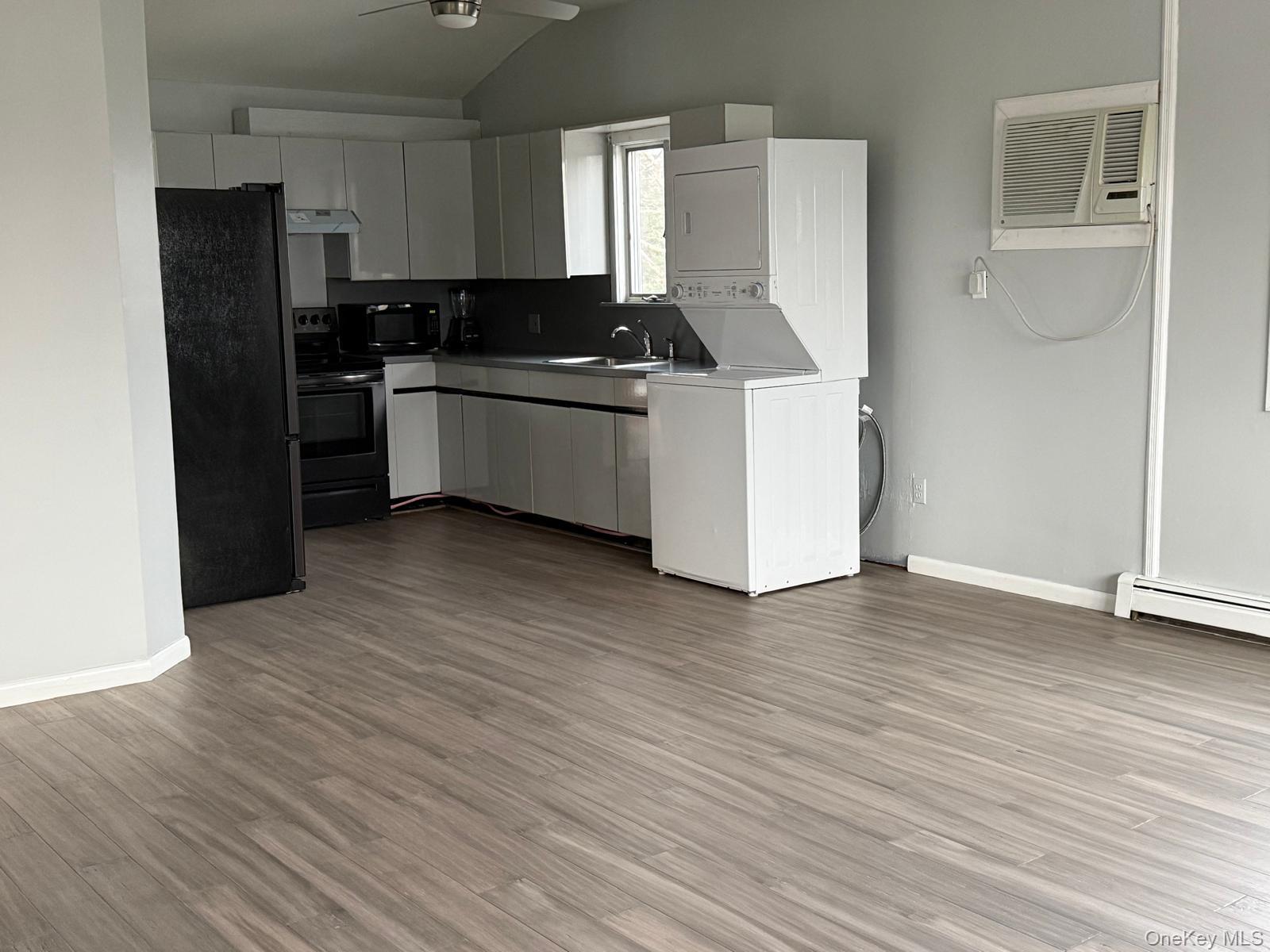 #4 photo, 4218 Florence Road, Bethpage , NY 11714