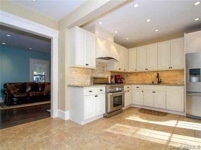 #3 photo, 35 Francis Terrace, নাসাউ কাউন্টি Glen Cove , NY 11542