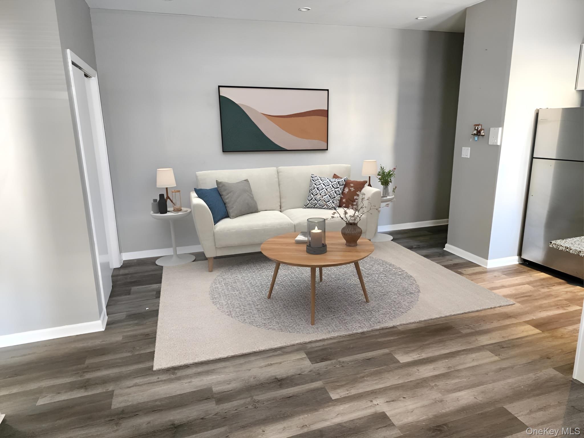 #4 photo, 45-01 Ditmars Boulevard, Astoria , NY 11105