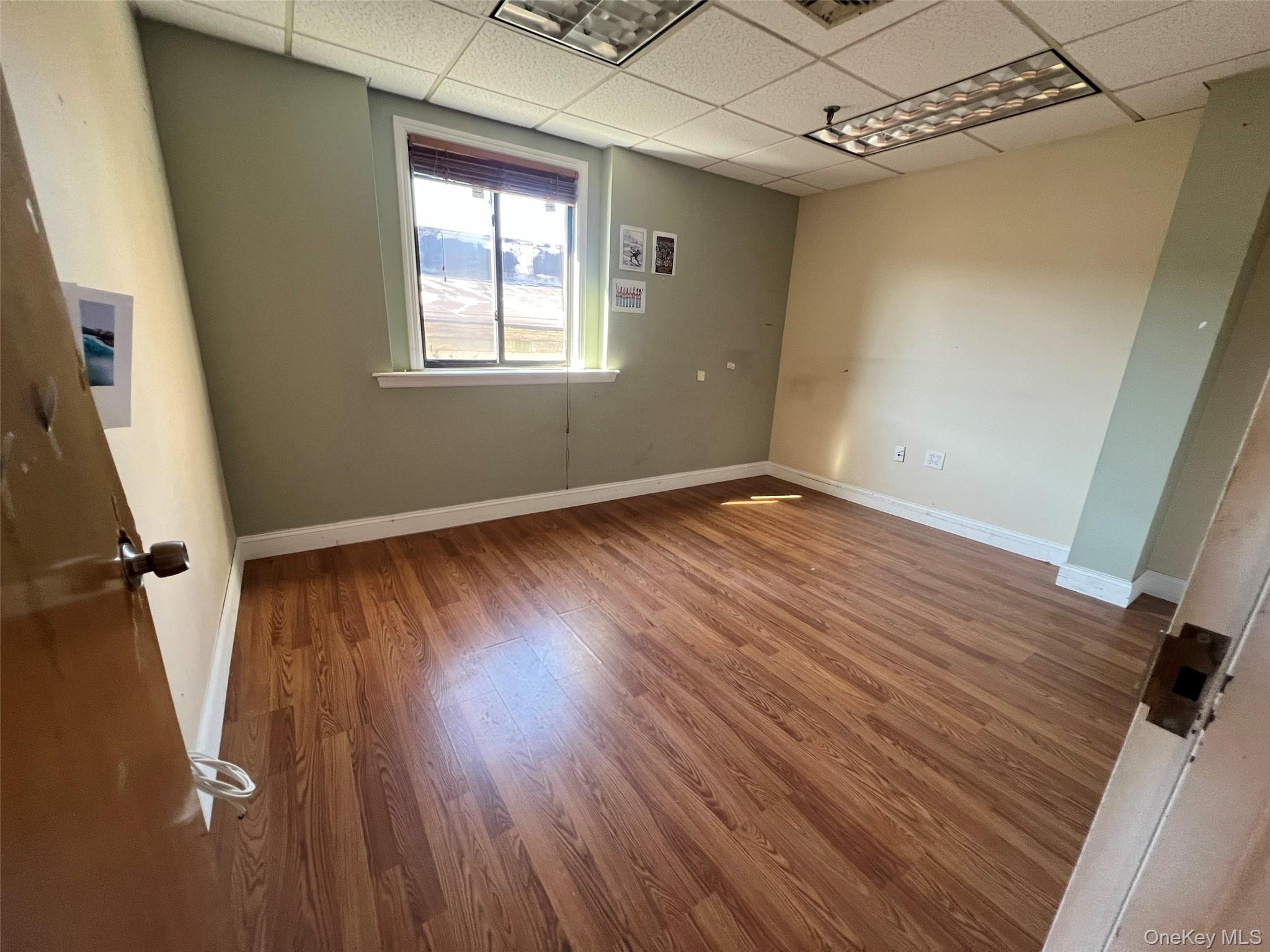 #4 photo, 15-32 127th St, College Point , NY 11356