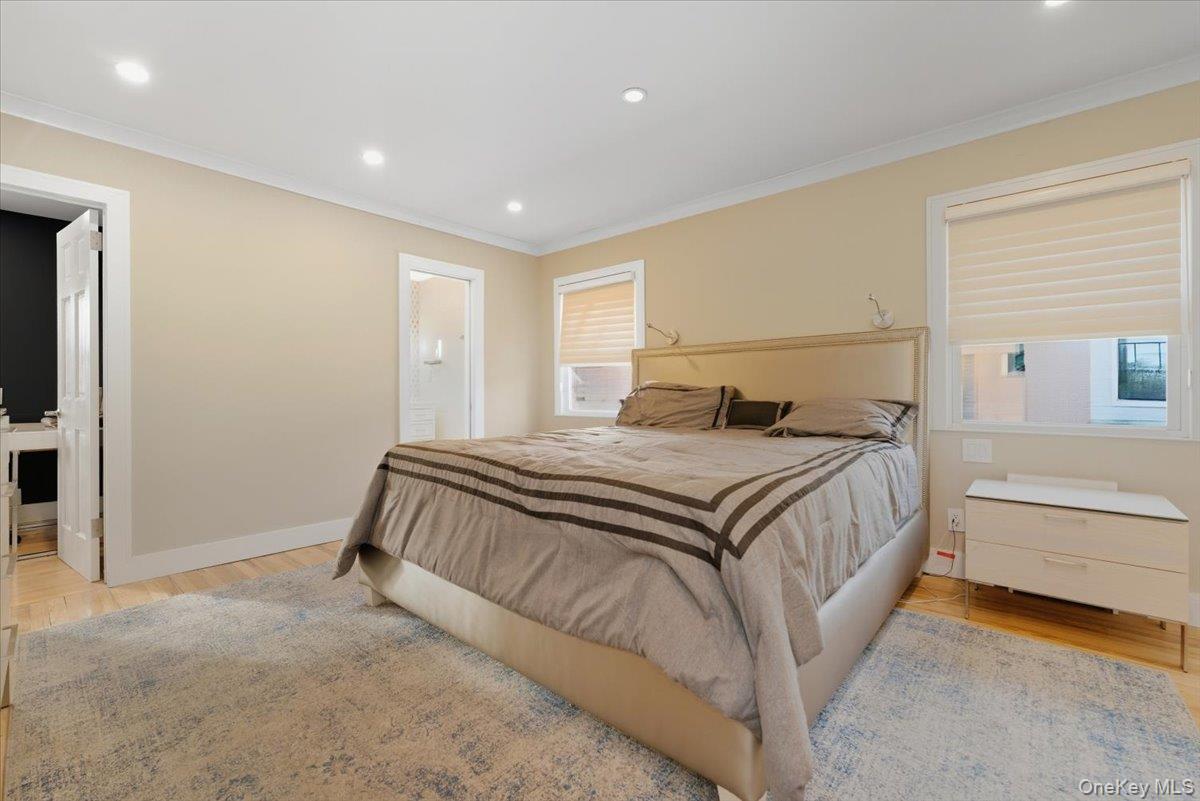 #13 photo, 504 Cedarwood Drive, מחוז נסאו Cedarhurst , NY 11516