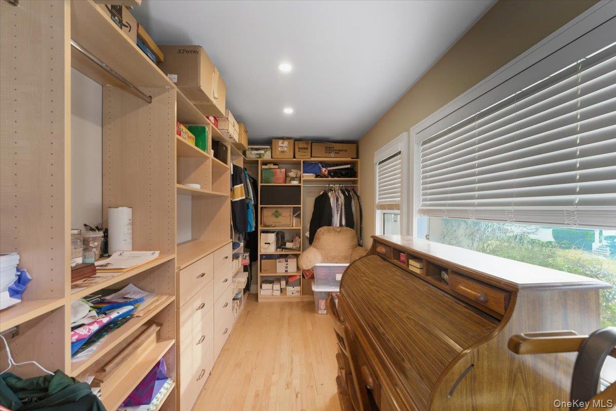 #16 photo, 504 Cedarwood Drive, מחוז נסאו Cedarhurst , NY 11516