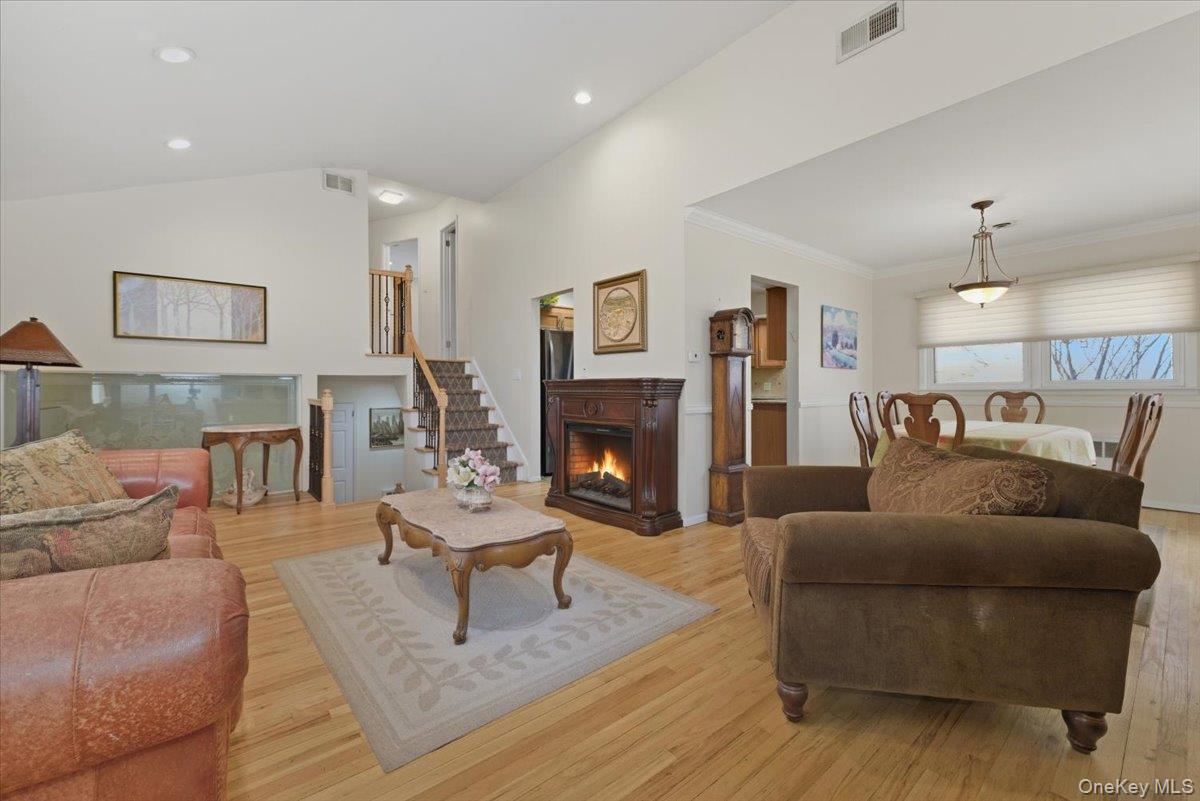 #4 photo, 504 Cedarwood Drive, מחוז נסאו Cedarhurst , NY 11516