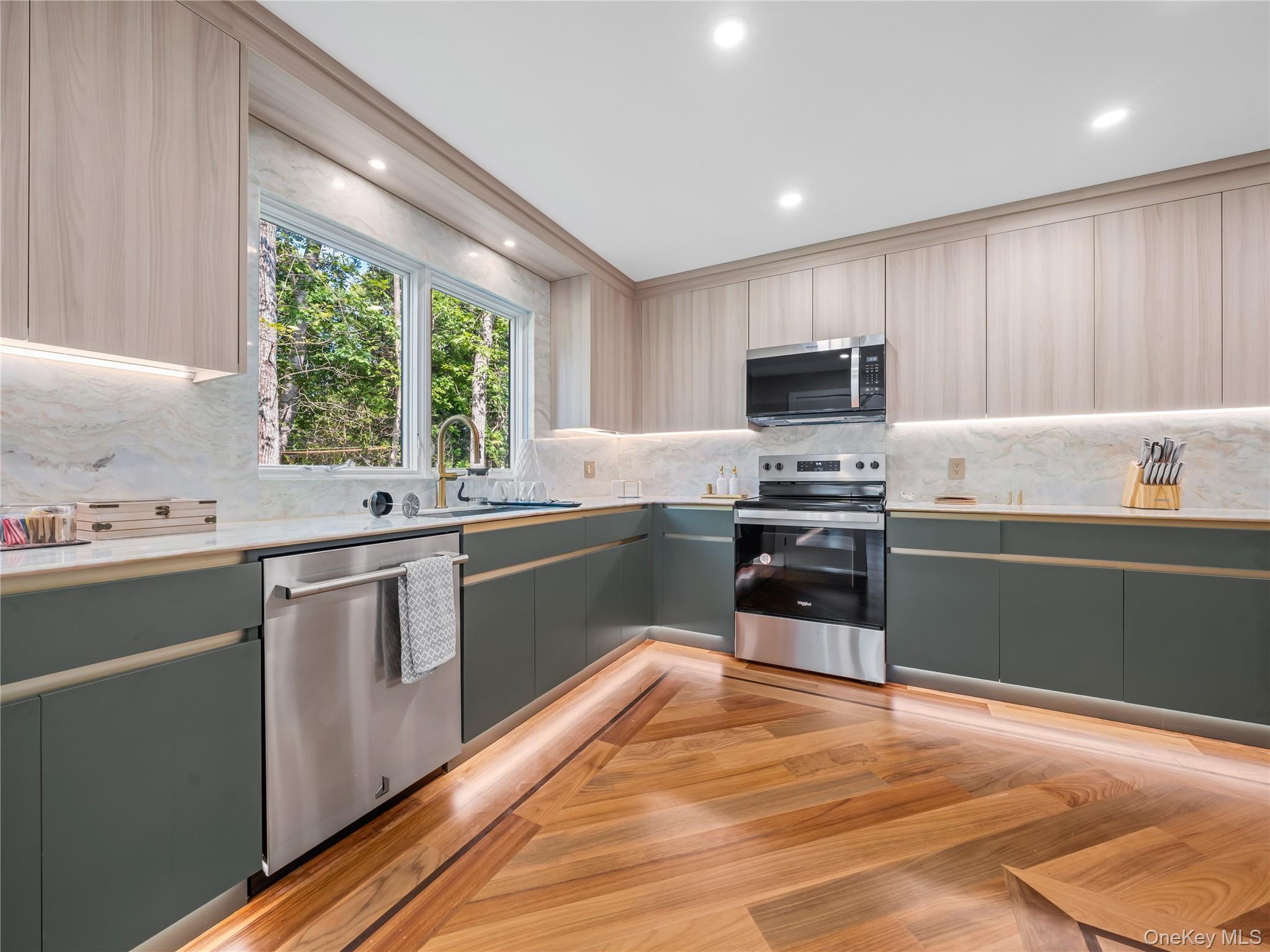 #16 photo, 5 N Hills Road, 长岛 East Norwich , NY 11732