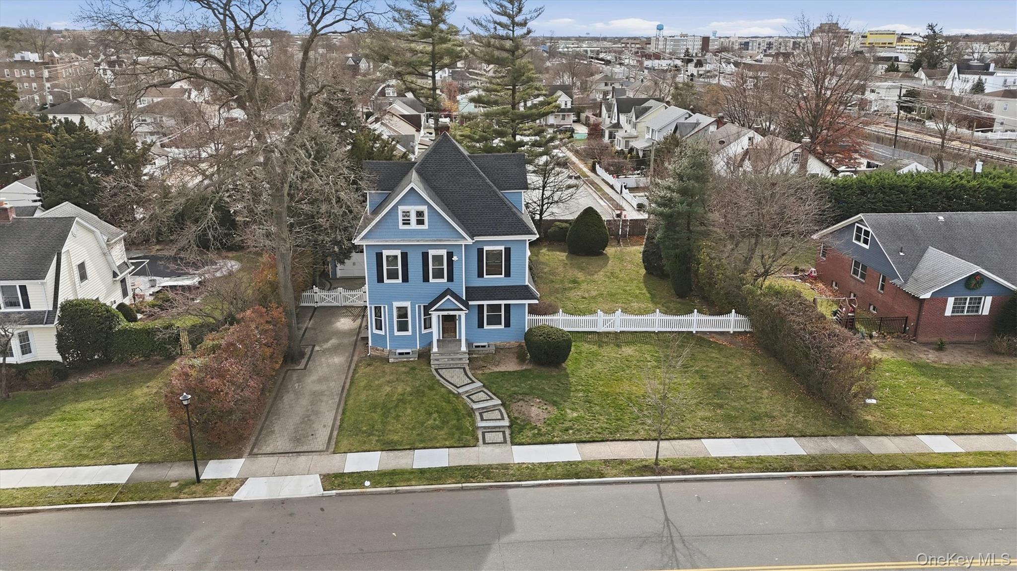 #4 photo, 40 Meadow Street, 長島 花園城 Garden City , NY 11530