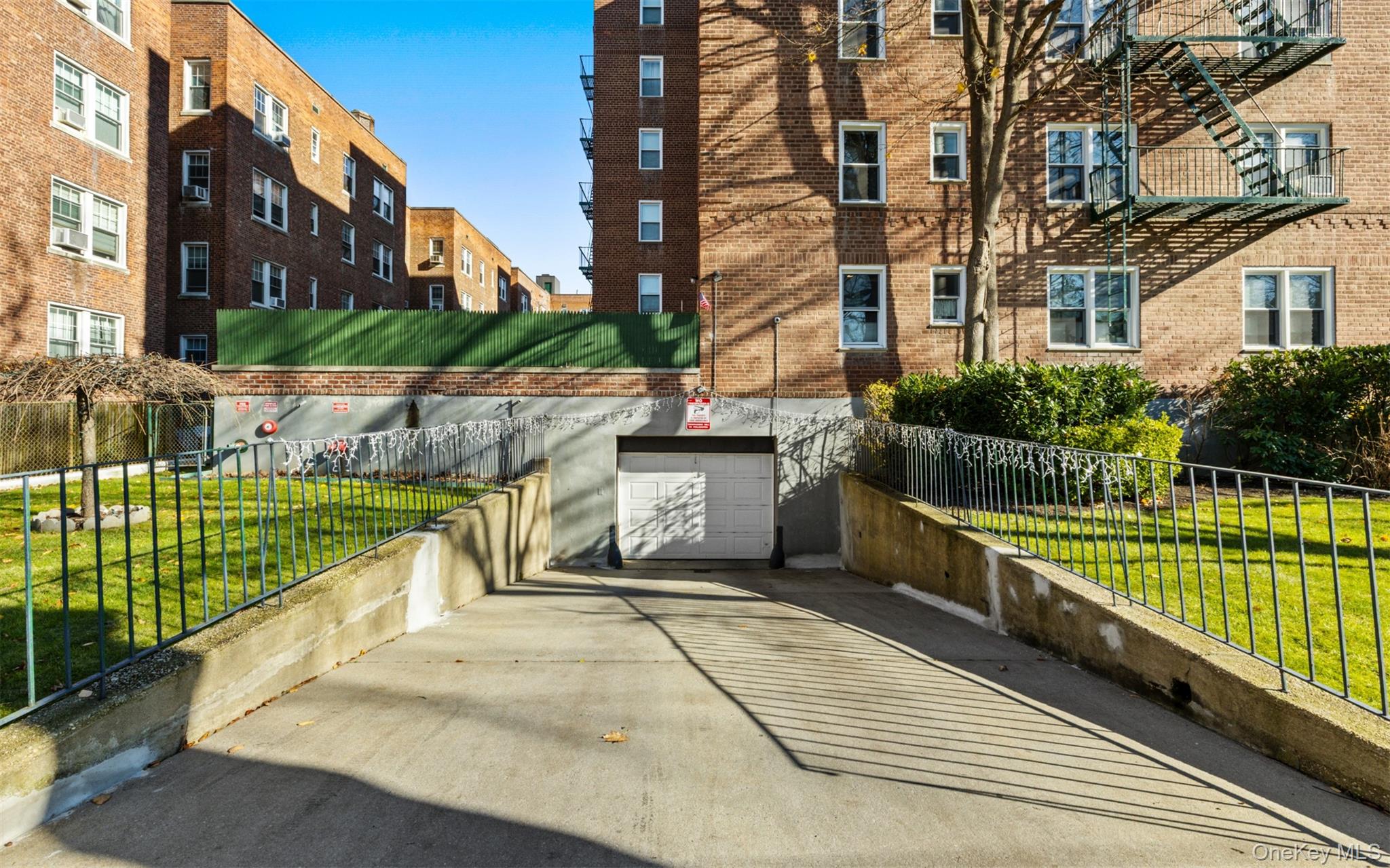 #14 photo, 32 Cathedral Avenue, Hempstead , NY 11550