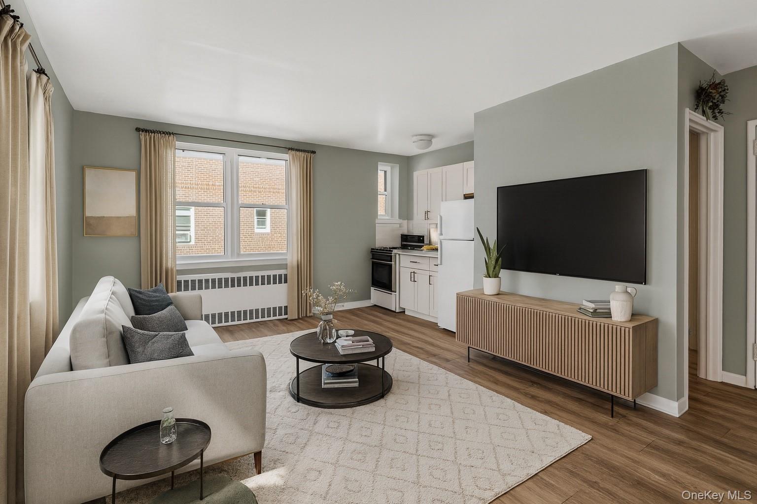 #7 photo, 32 Cathedral Avenue, Hempstead , NY 11550