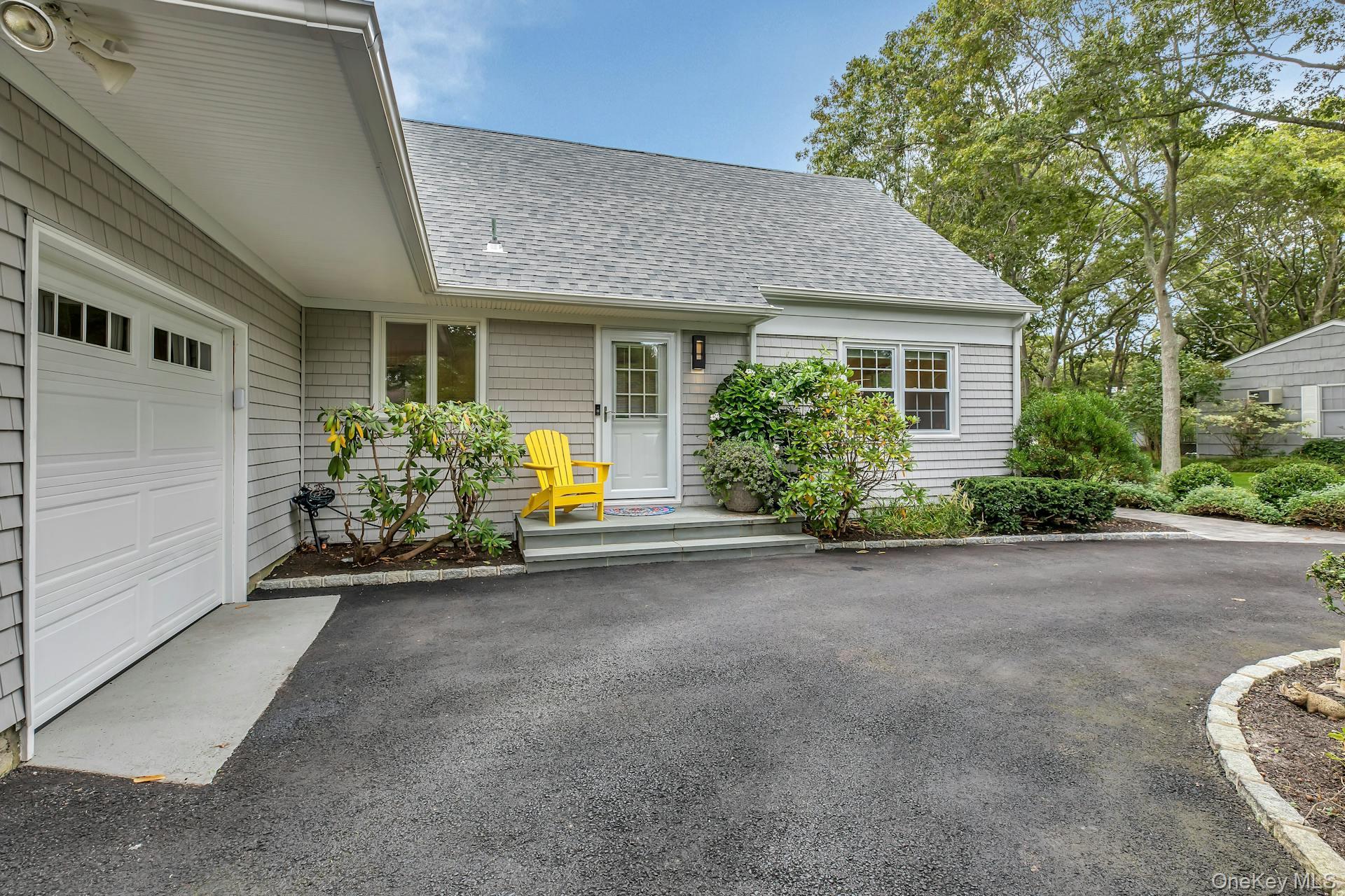 #4 photo, 17 Lovell Road, מחוז סאפוק Hampton Bays , NY 11946
