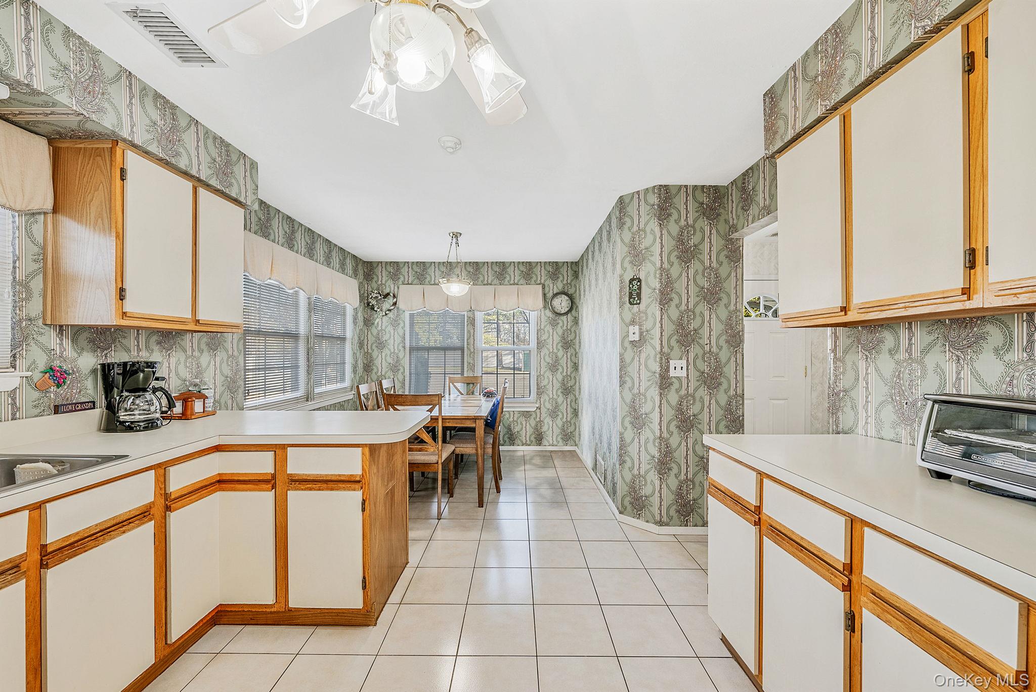 #11 photo, 11 Gazebo Lane, Holtsville , NY 11742