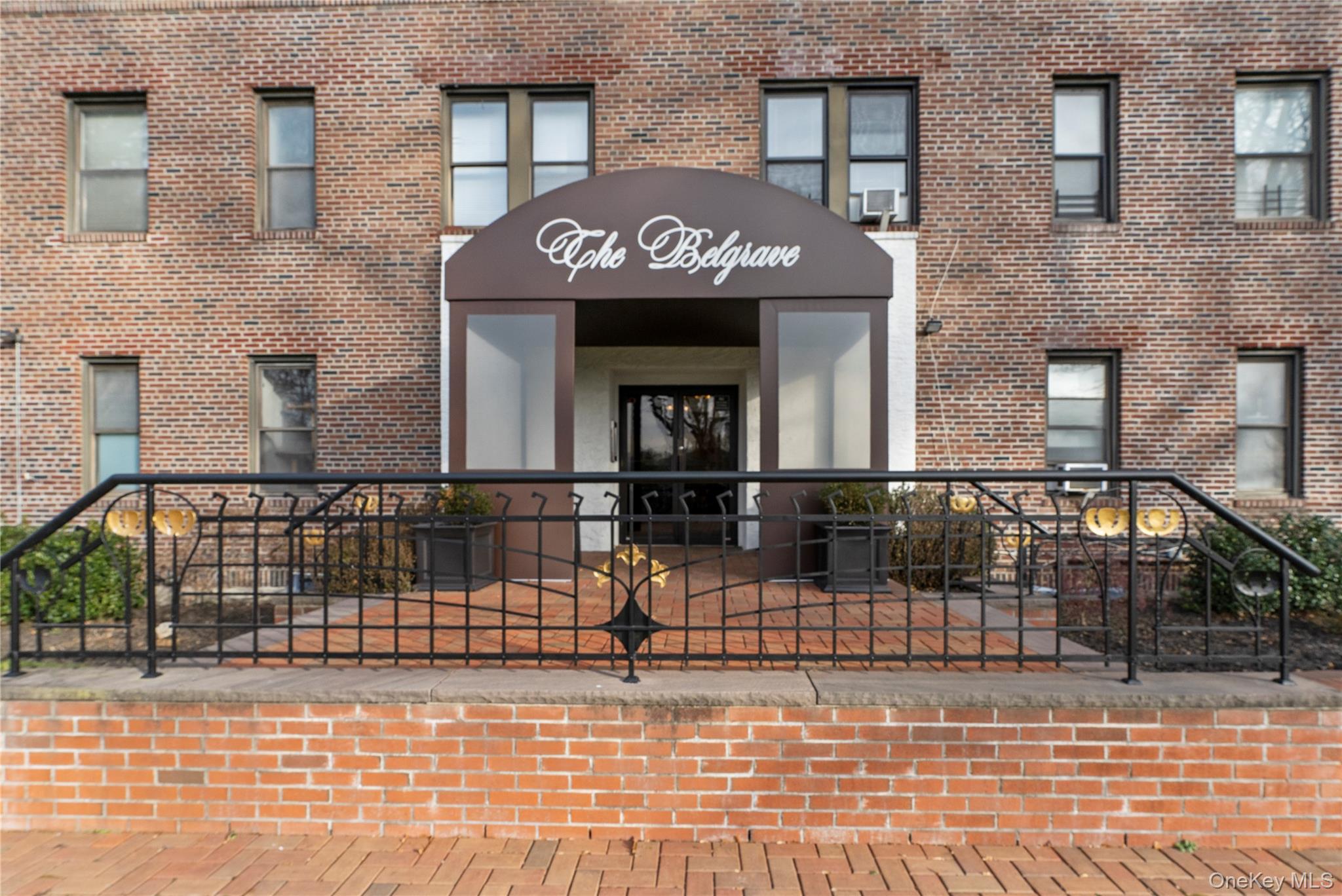 #3 photo, 37 Brompton Road, ग्रेट नेक Great Neck , NY 11022