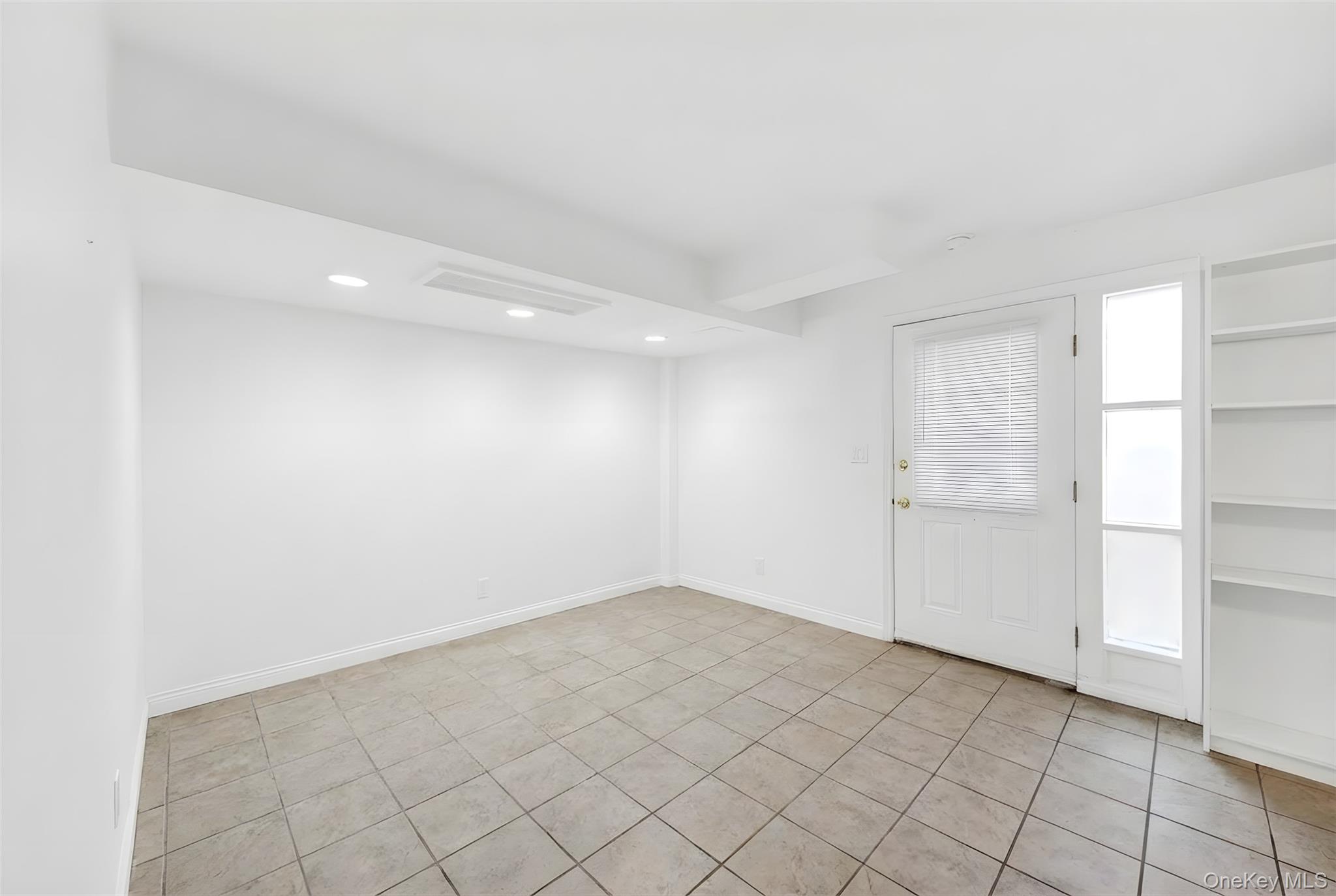 #7 photo, 1456 Boston Post Road, Larchmont , NY 10538