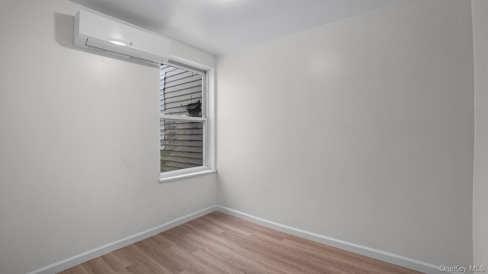 #11 photo, 681 Rhinelander Avenue, ব্রঙ্কস Bronx , NY 10462