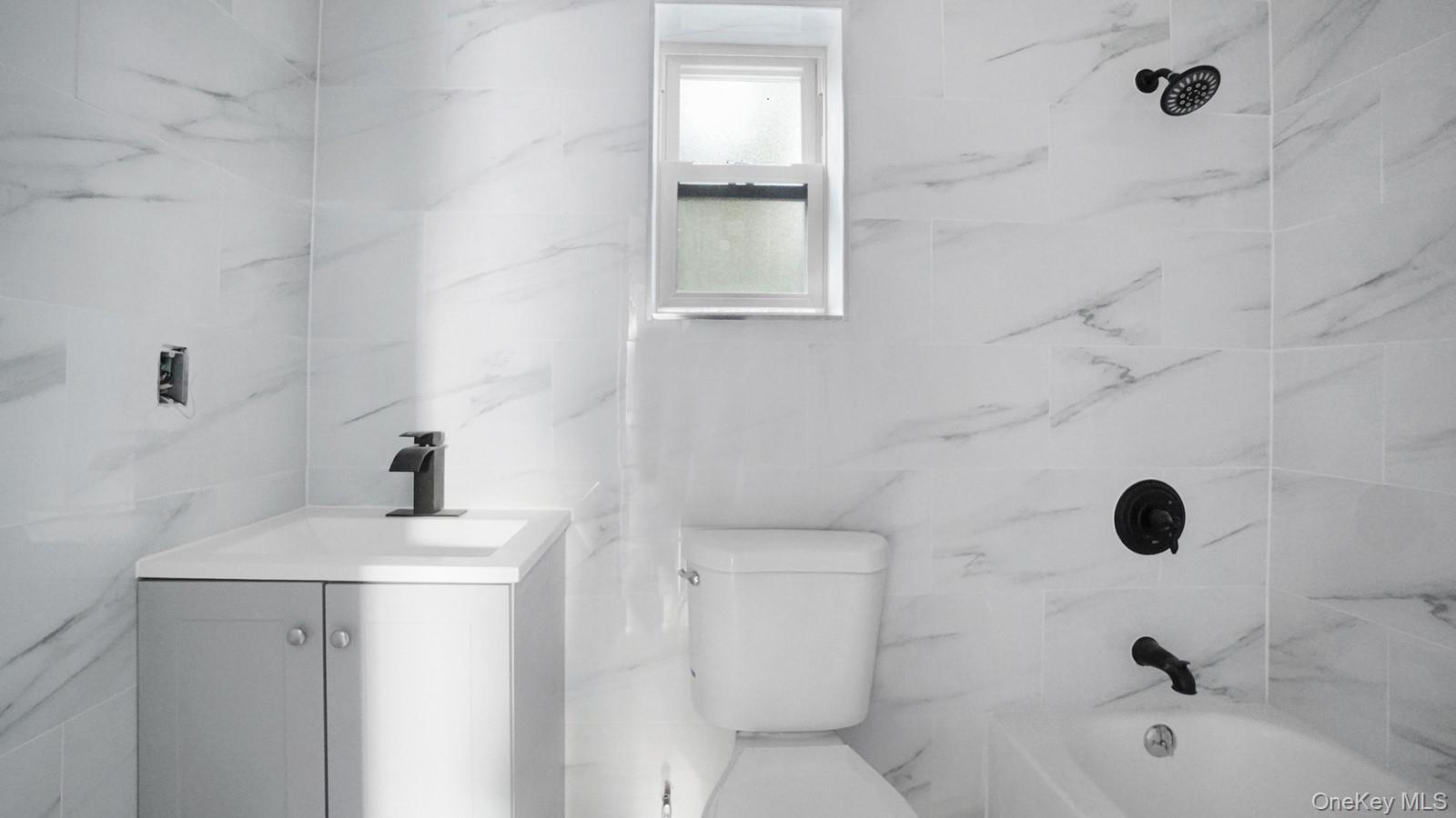 #15 photo, 2040 Washington Avenue, Bronx , NY 10457