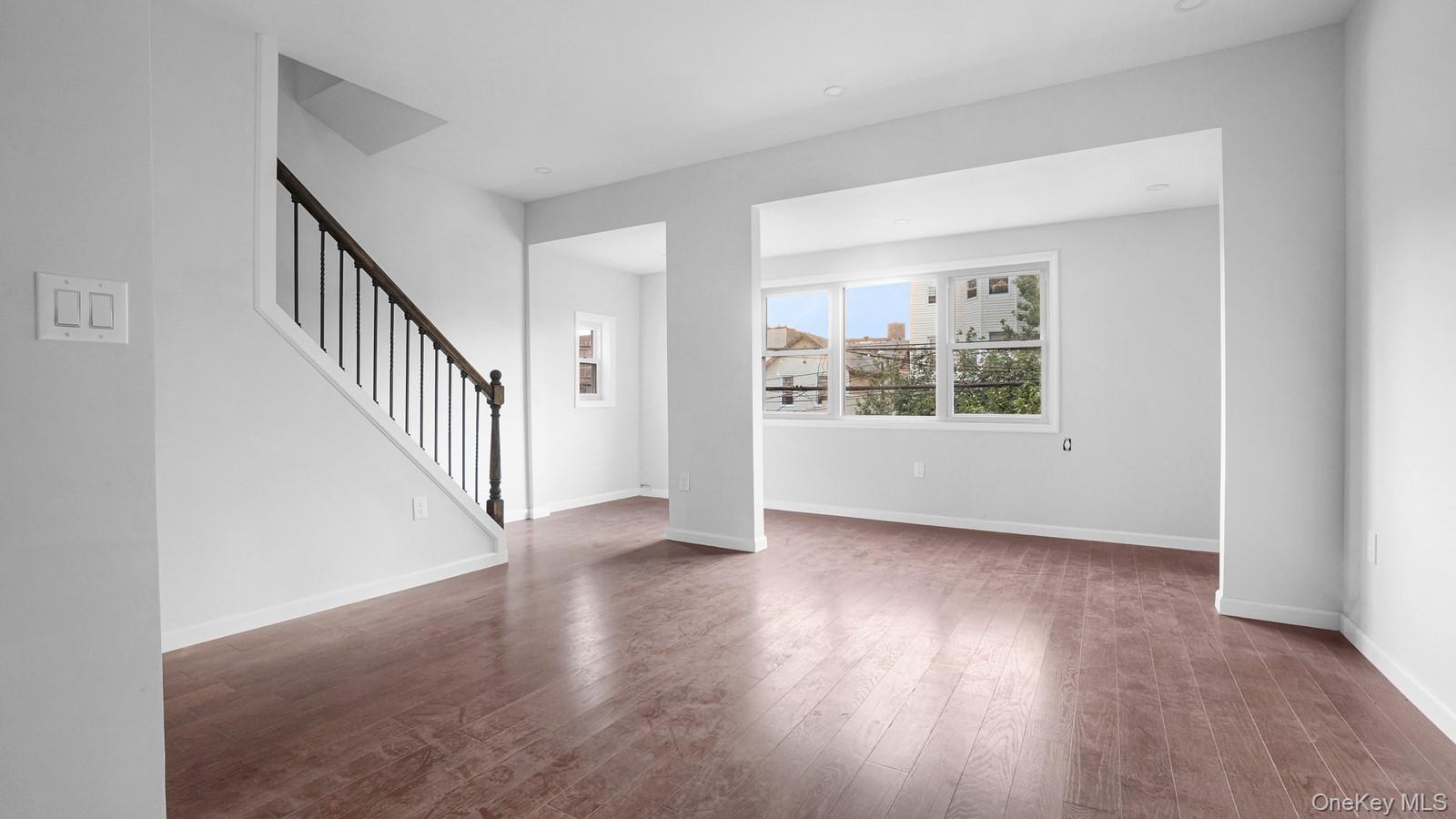 #7 photo, 2040 Washington Avenue, Bronx , NY 10457