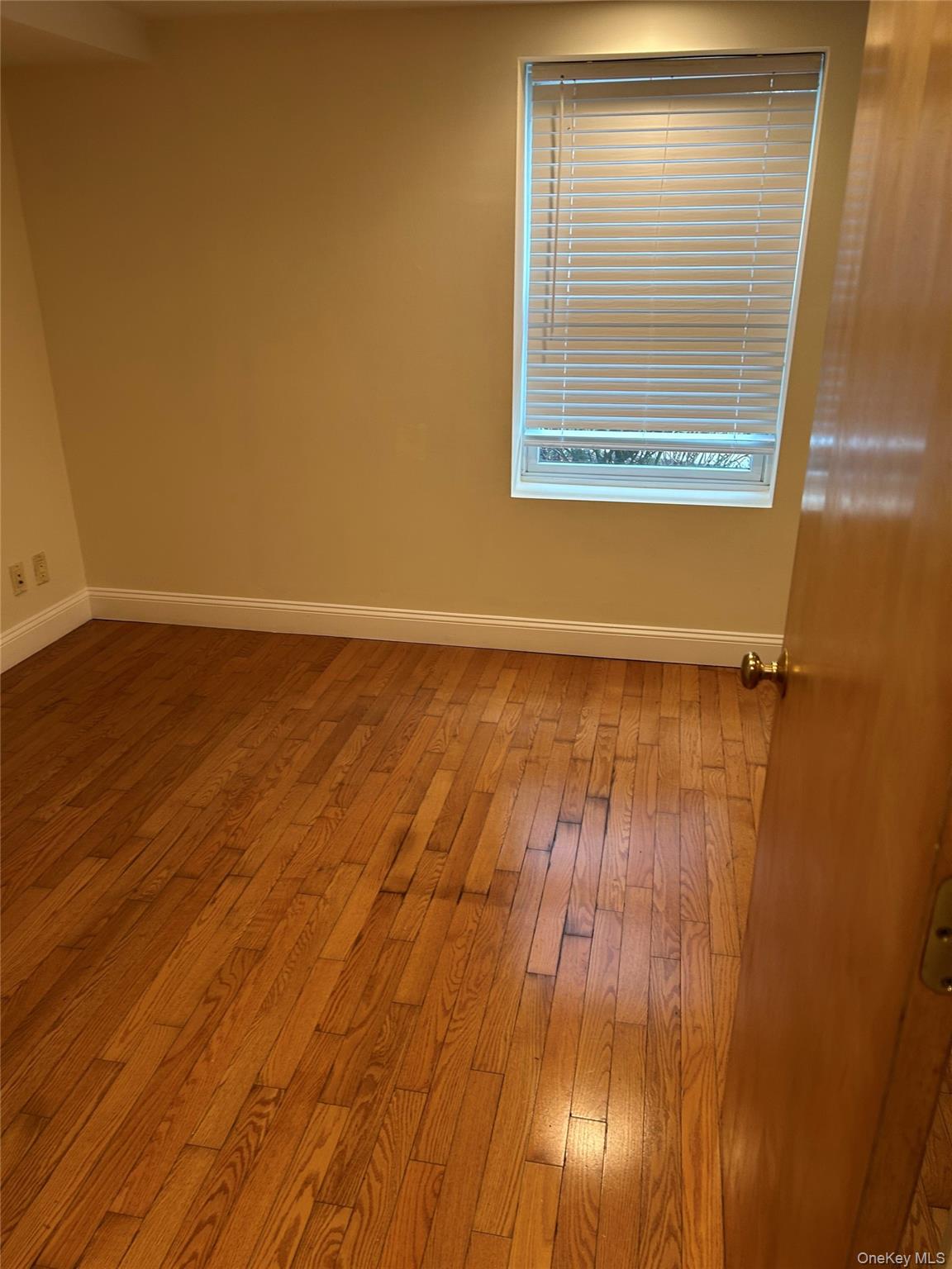 #6 photo, 37 Memorial Drive, Chappaqua , NY 10514