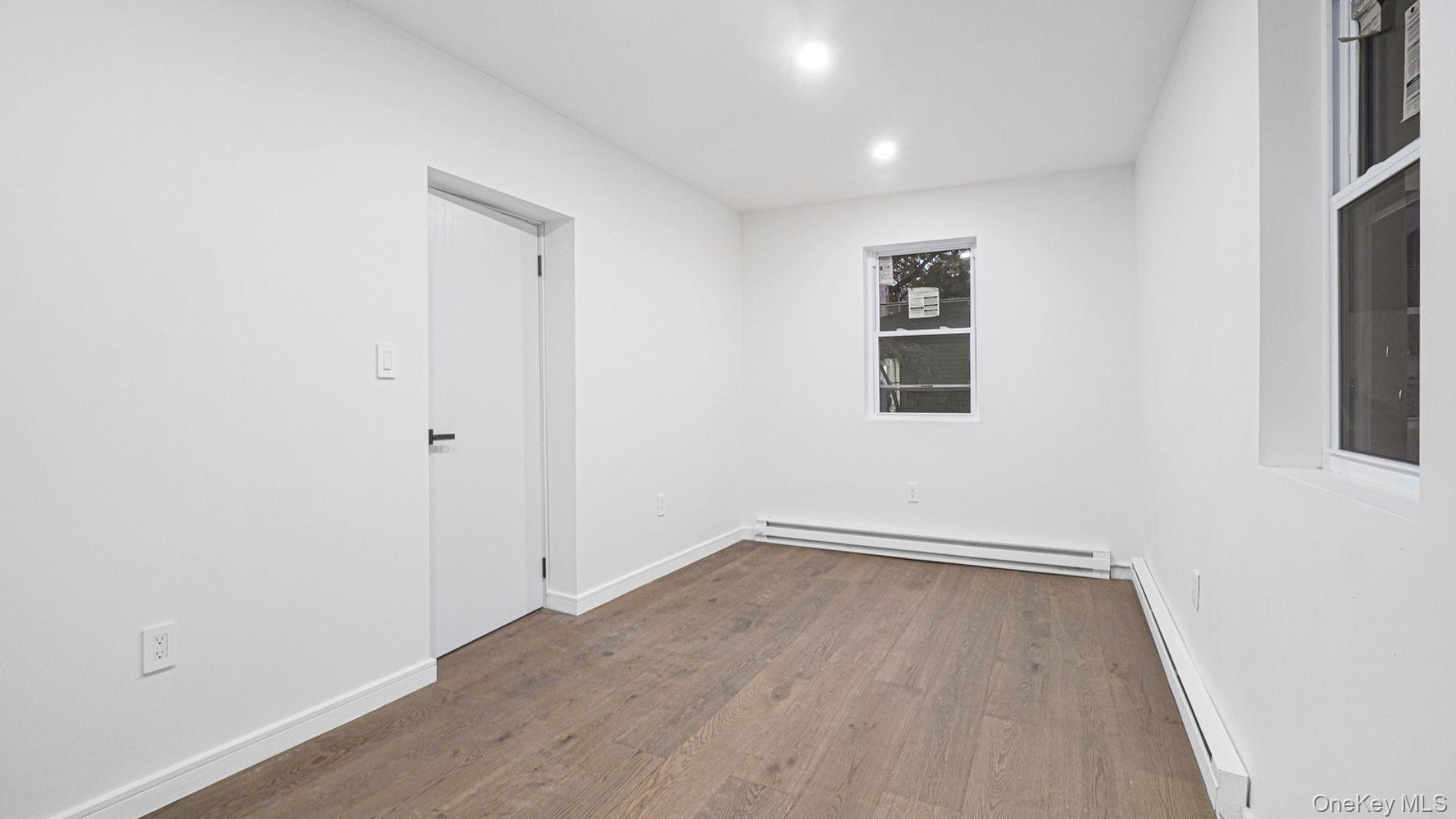 #14 photo, 1143 E 224th Street, Bronx , NY 10466