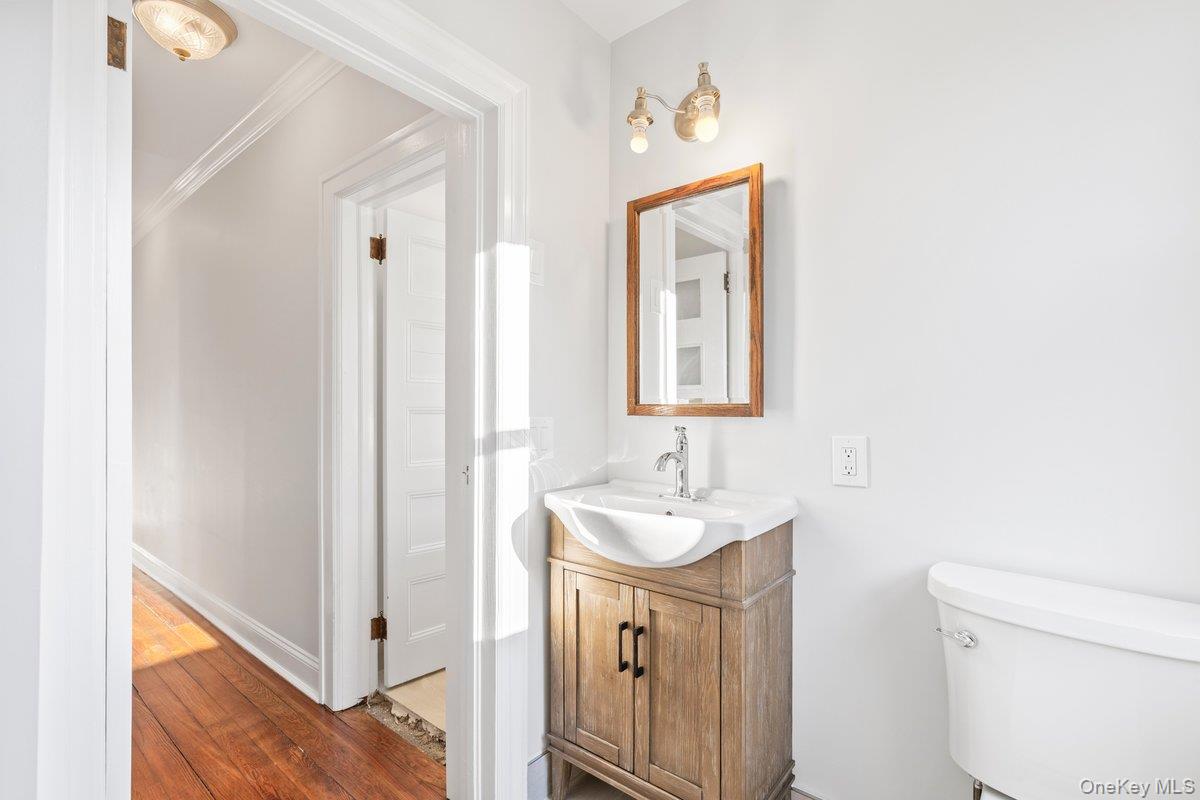 #11 photo, 206 Fenimore Road, Mamaroneck , NY 10543