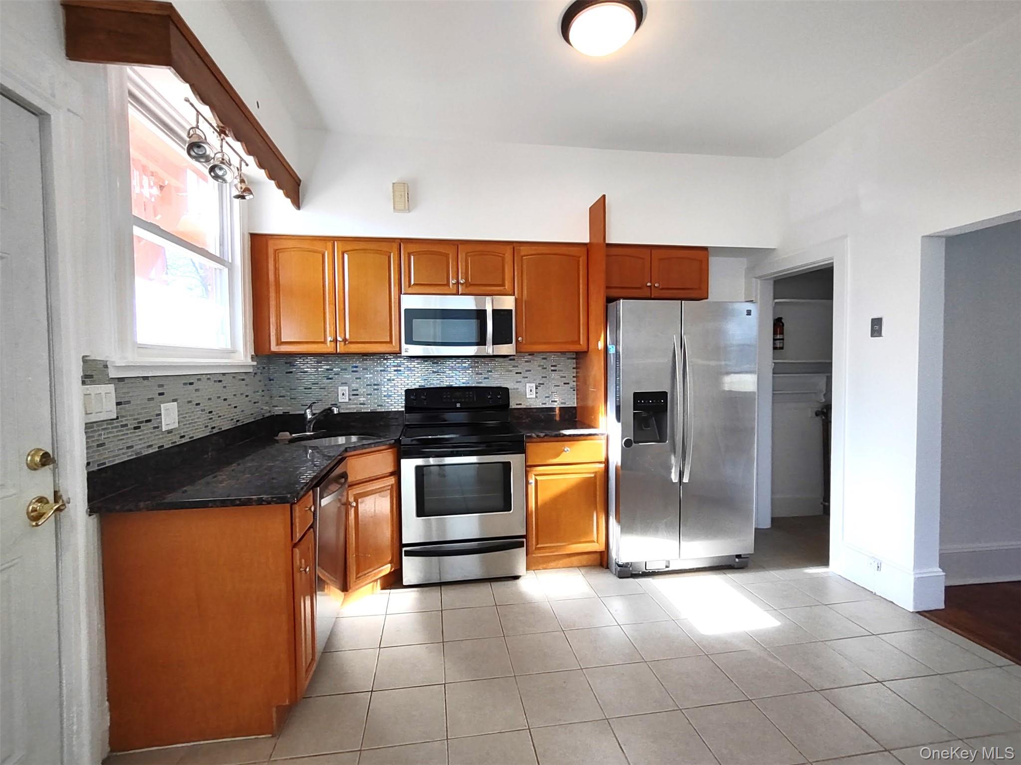 #11 photo, 36 Church Street, Tarrytown , NY 10591