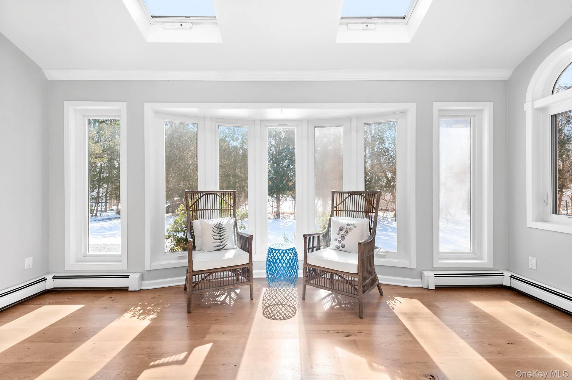 #8 photo, 13 Buttercup Lane, Westhampton , NY 11977