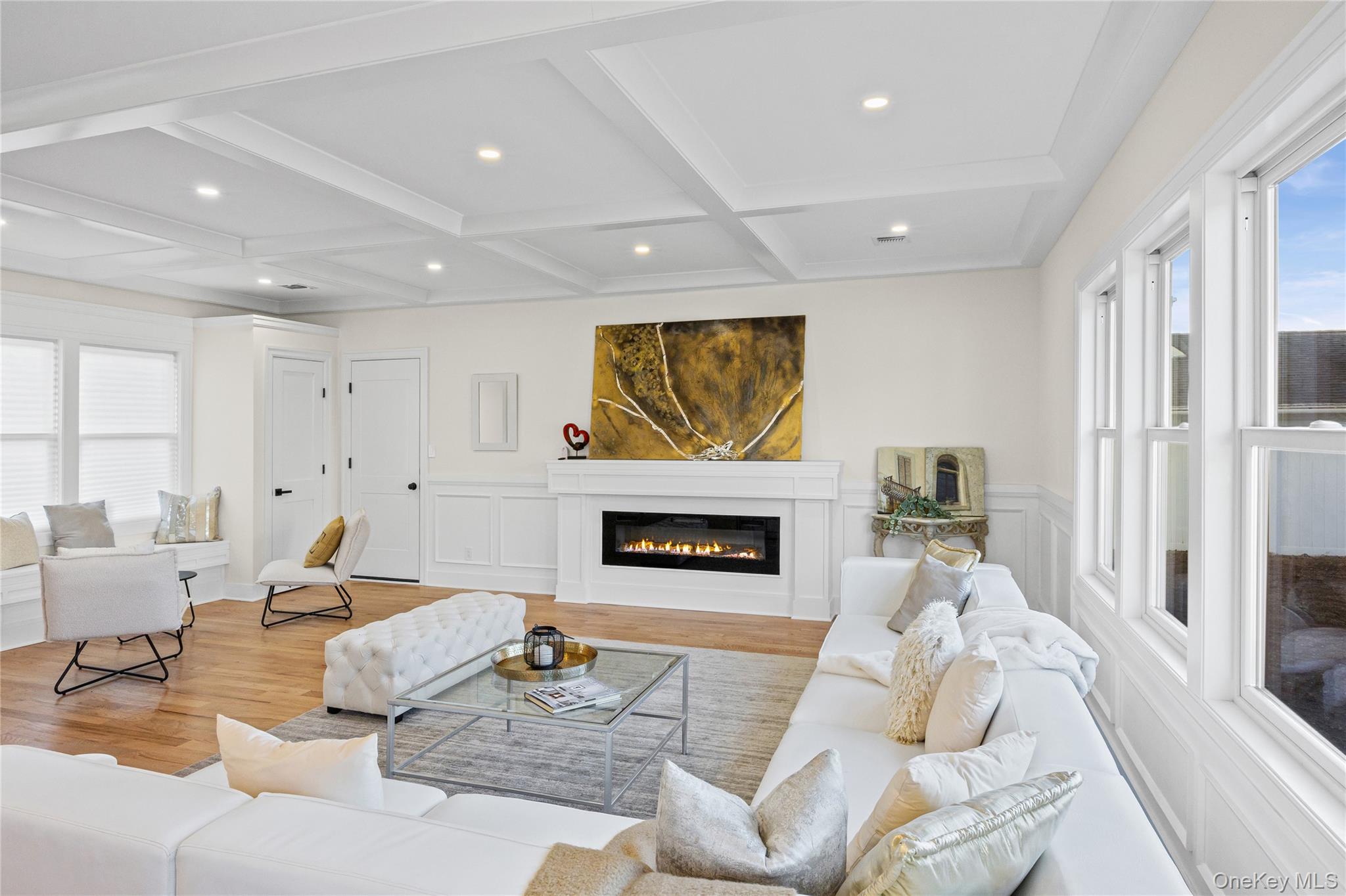 #5 photo, 2369 Stewart Avenue, Westbury , NY 11590