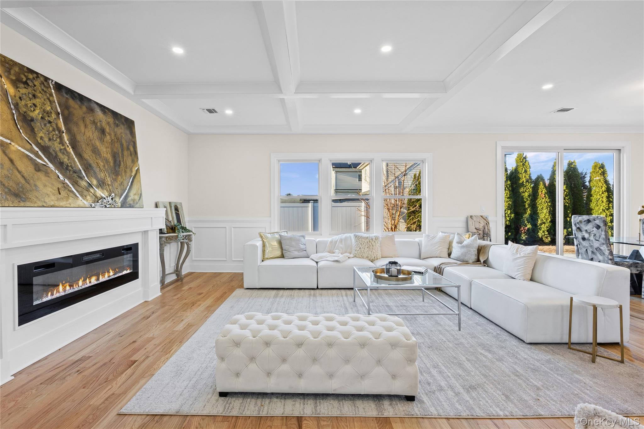 #7 photo, 2369 Stewart Avenue, Westbury , NY 11590