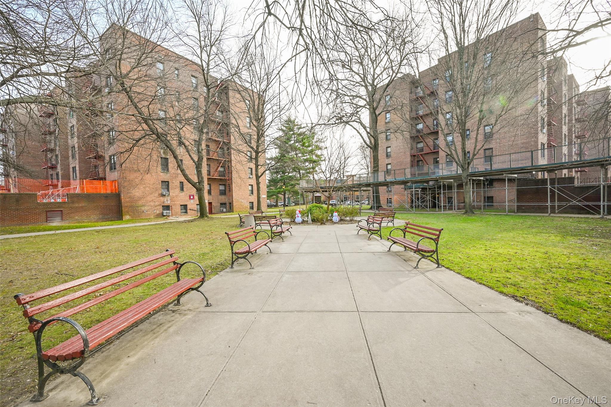 #15 photo, 15030 71st Avenue, 플러싱 Flushing , NY 11367